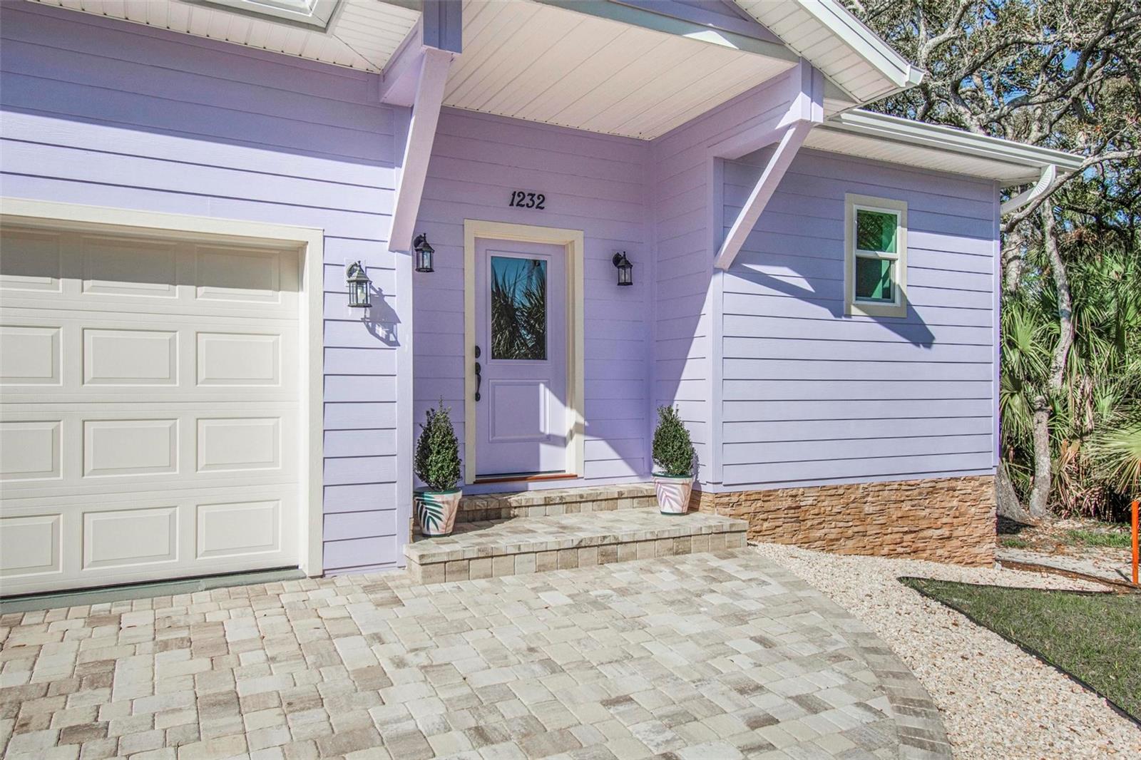 1232 S FLAGLER AVE