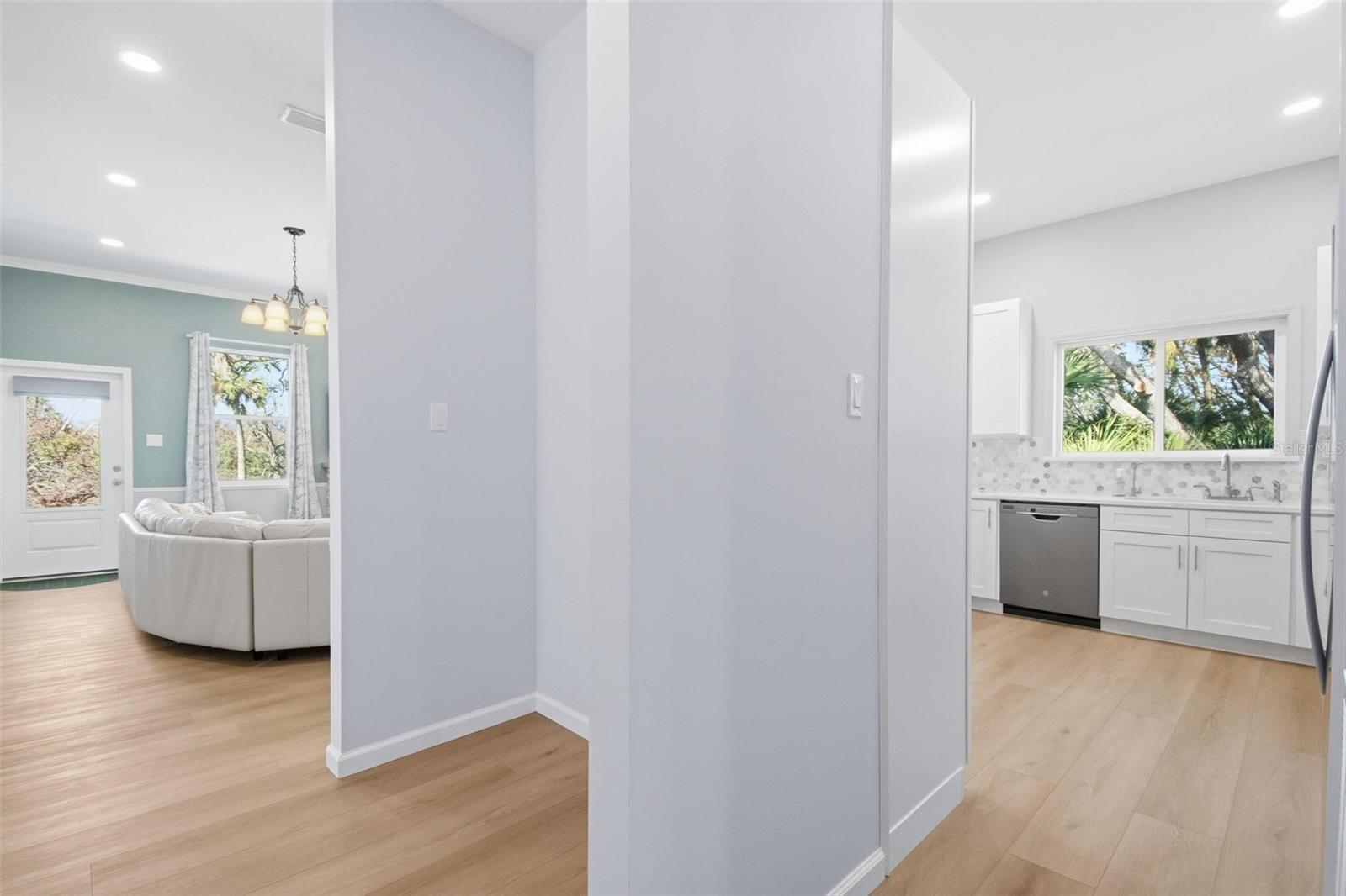 1232 S FLAGLER AVE