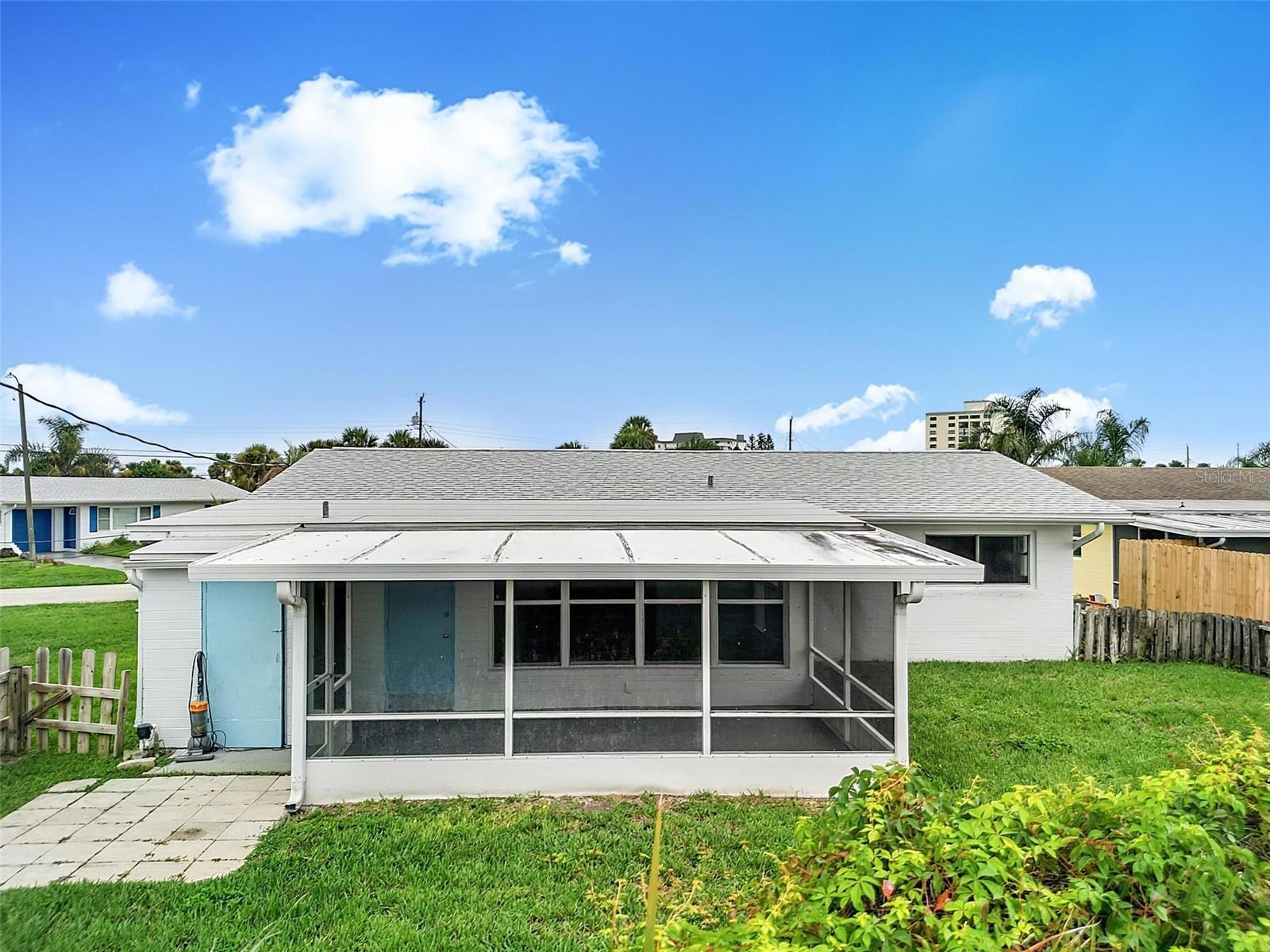 22 BEECHWOOD DR
