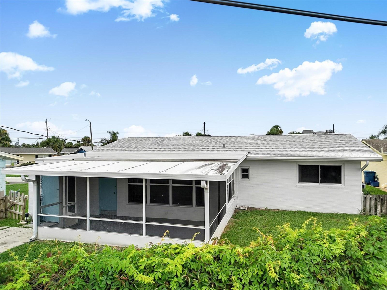 22 BEECHWOOD DR