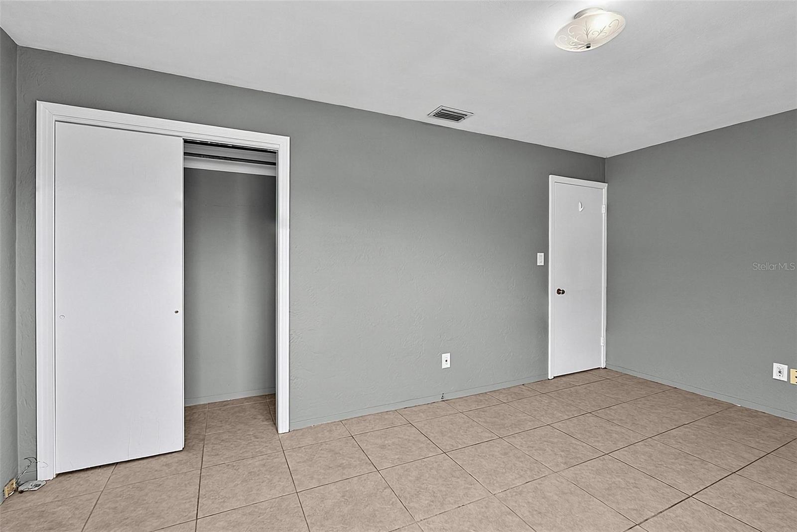22 BEECHWOOD DR