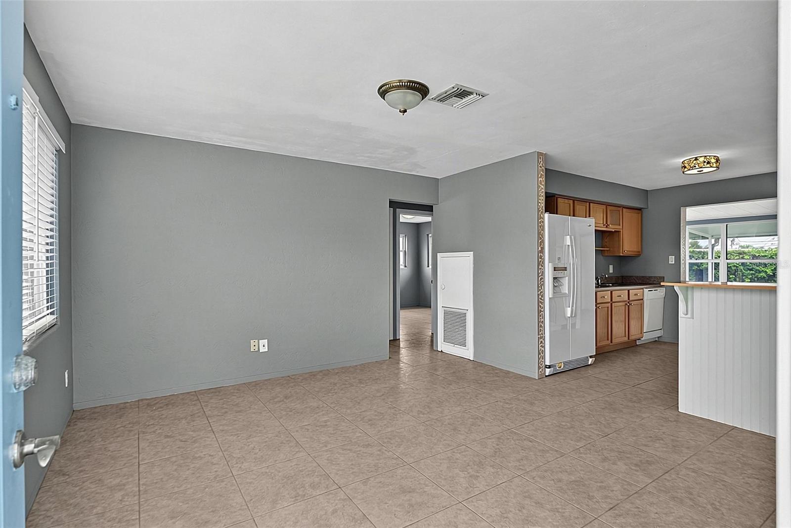 22 BEECHWOOD DR