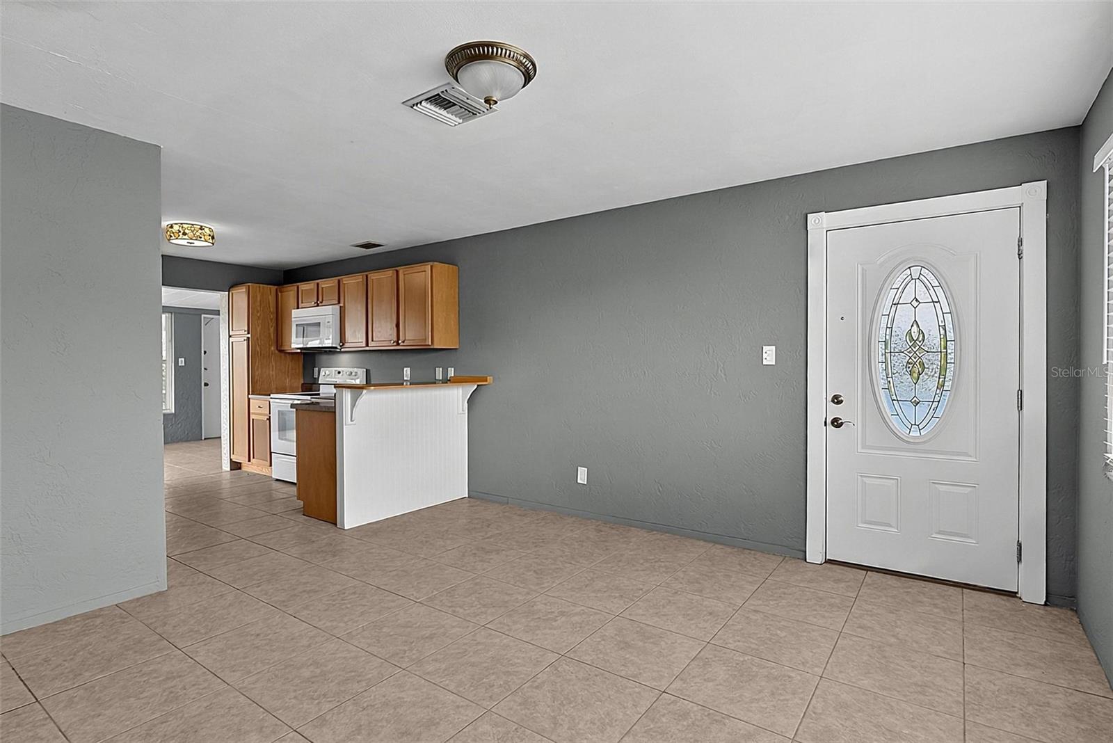 22 BEECHWOOD DR