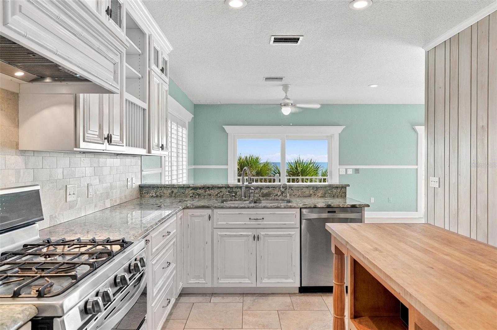 2101 N OCEAN SHORE BLVD