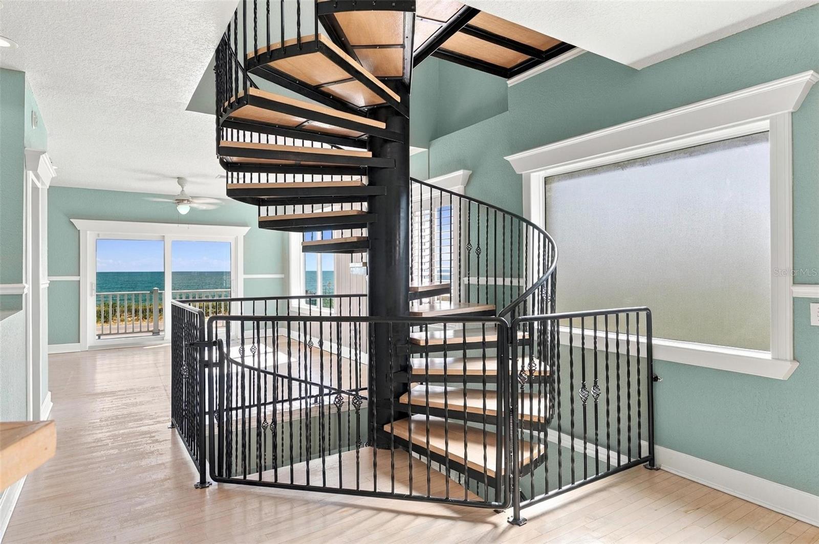 2101 N OCEAN SHORE BLVD