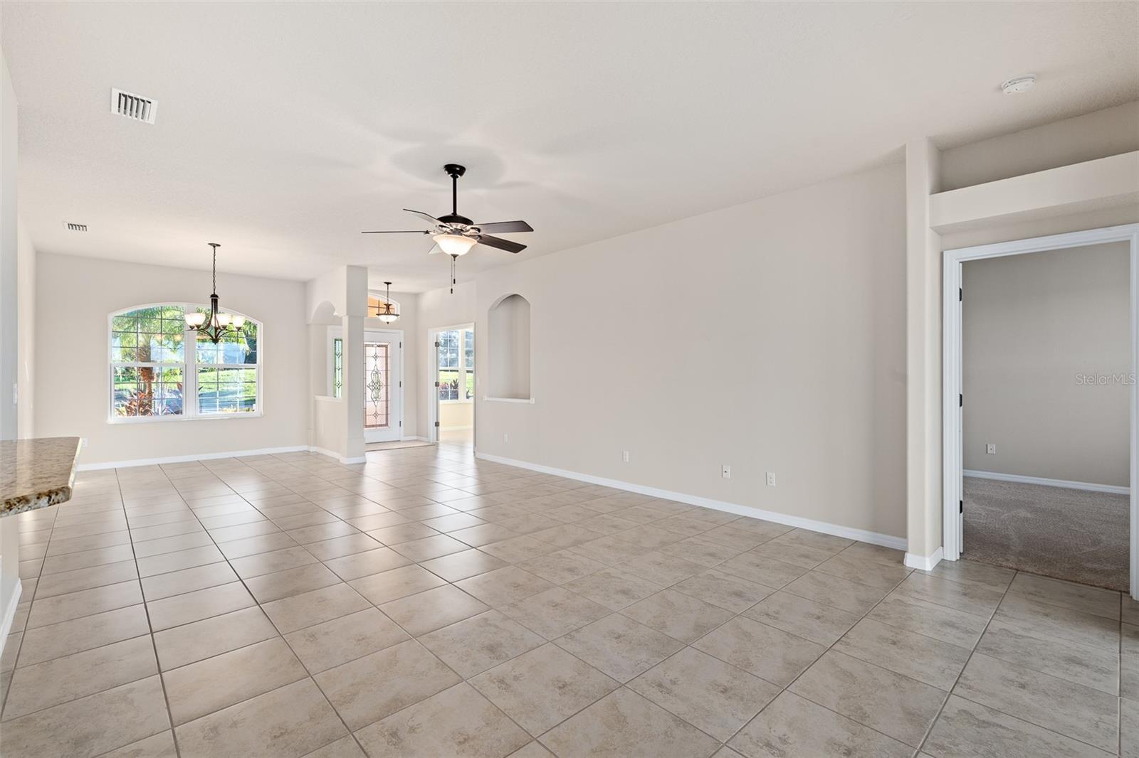 146 ARENA LAKE DR
