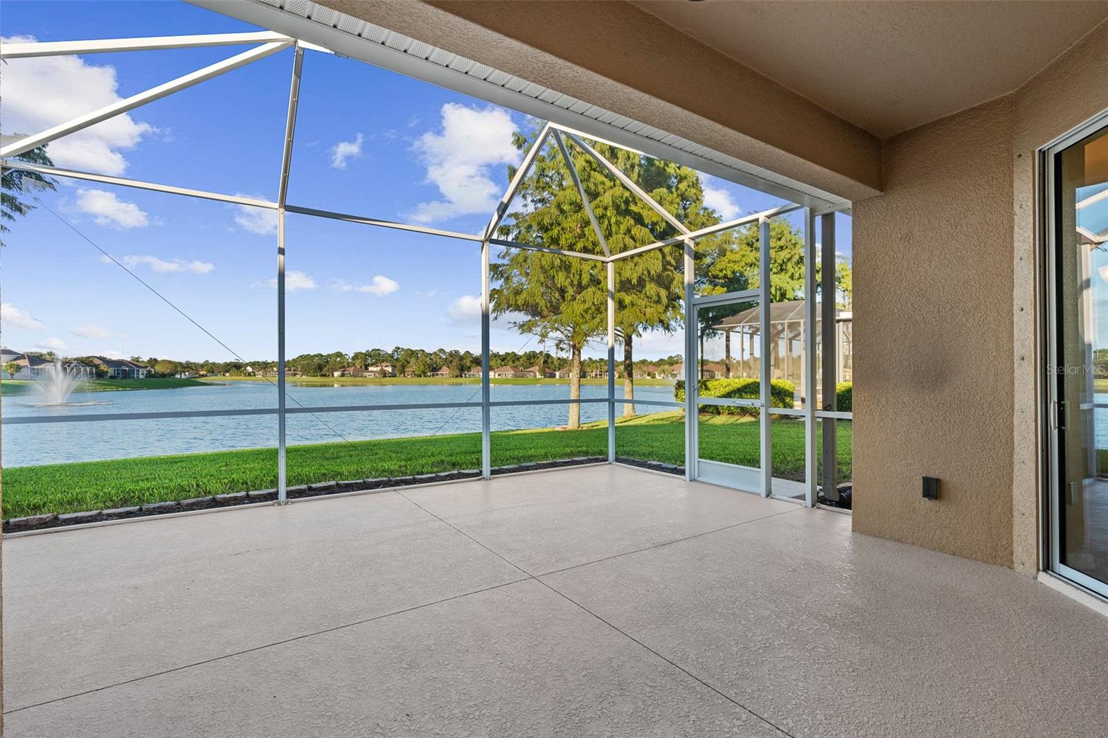 146 ARENA LAKE DR