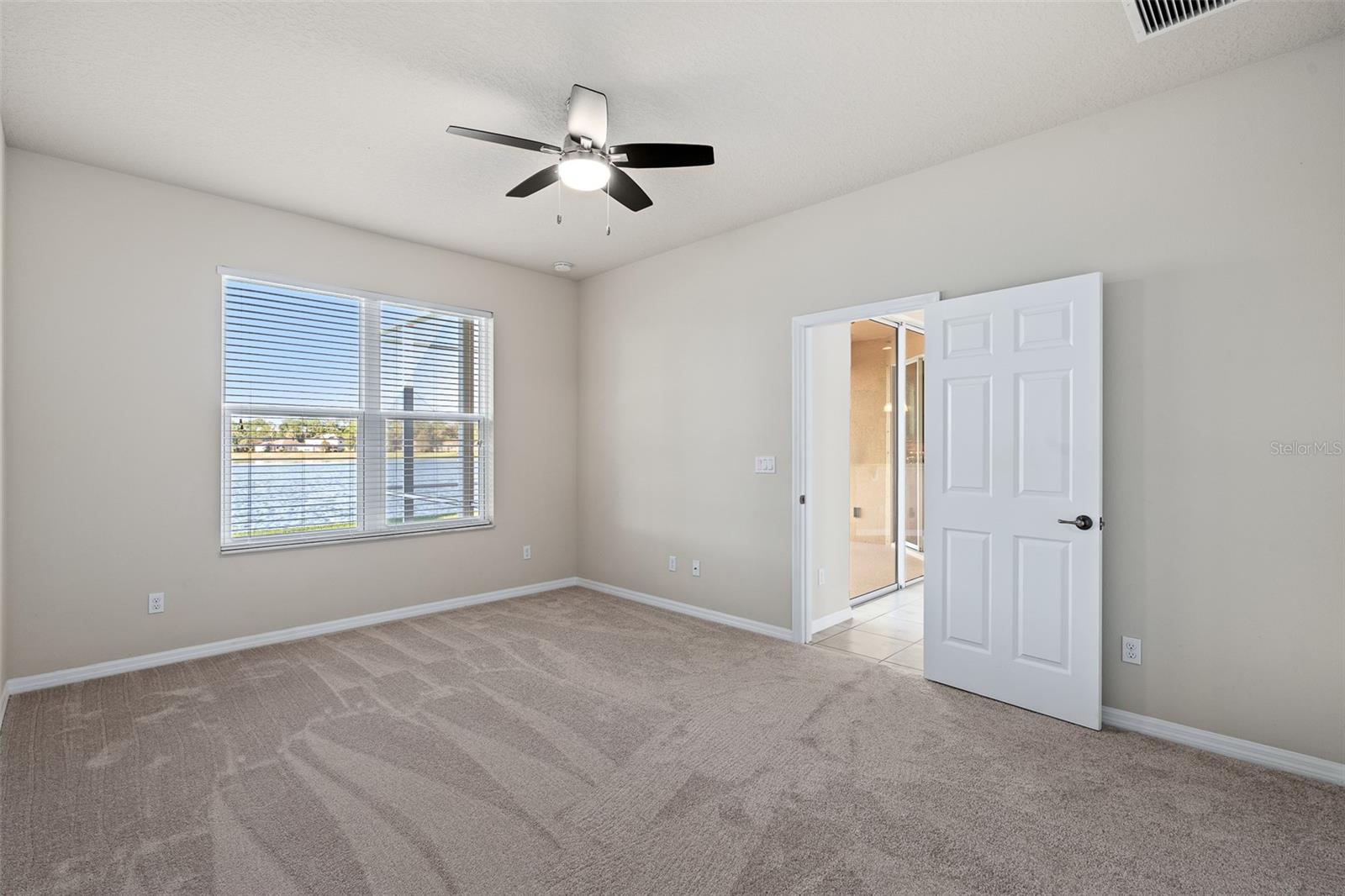 146 ARENA LAKE DR