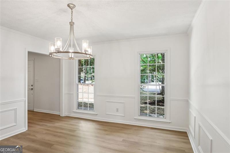 985 Lake Haven