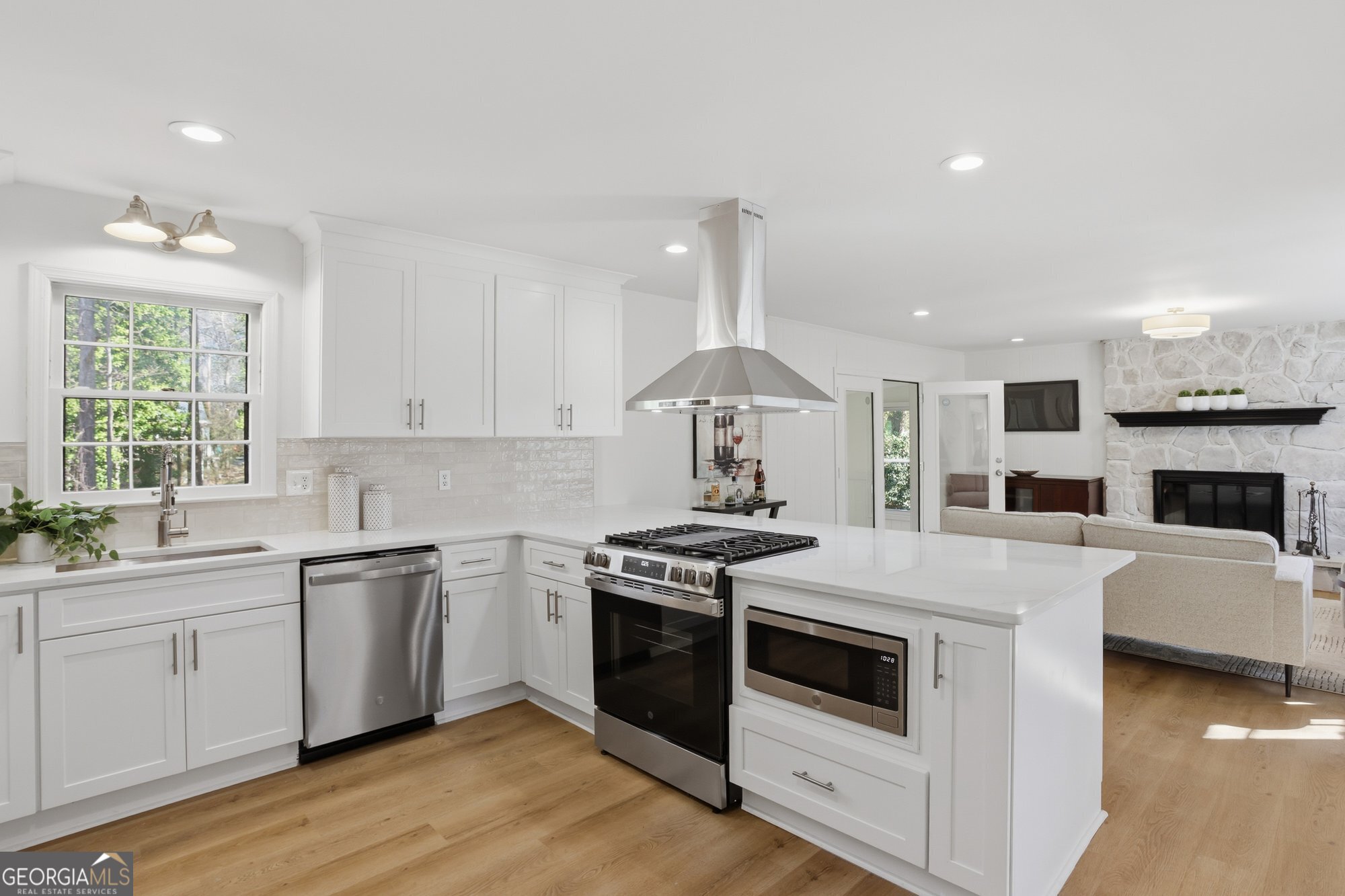 3607 Sawmill Terrace