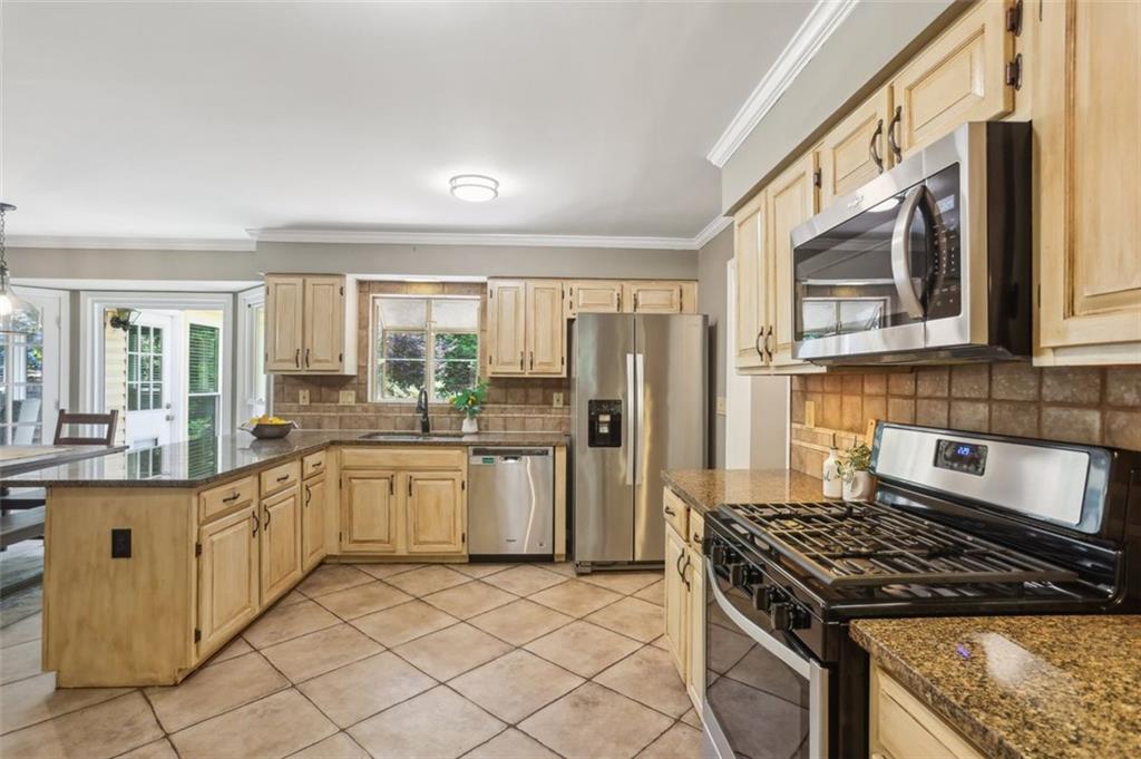 3837 FENWAY Crossing