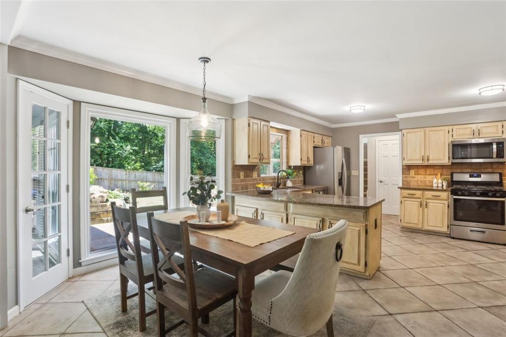 3837 FENWAY Crossing