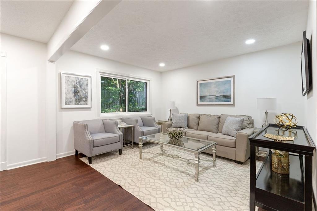 4096 AUDUBON Drive