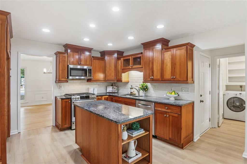 985 Lake Haven Court
