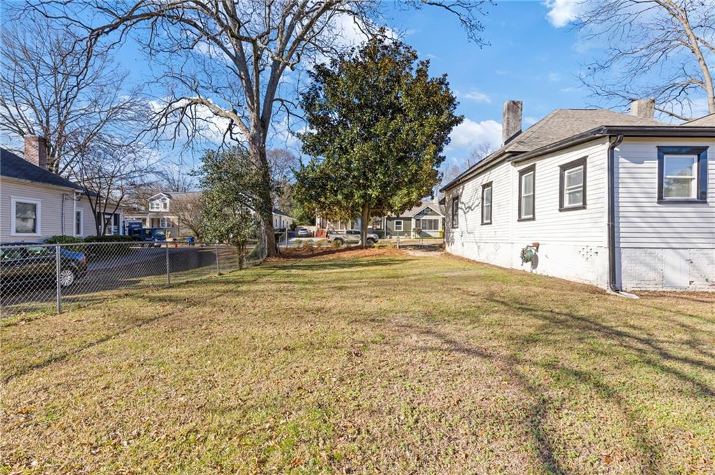 1392 Athens Avenue SW