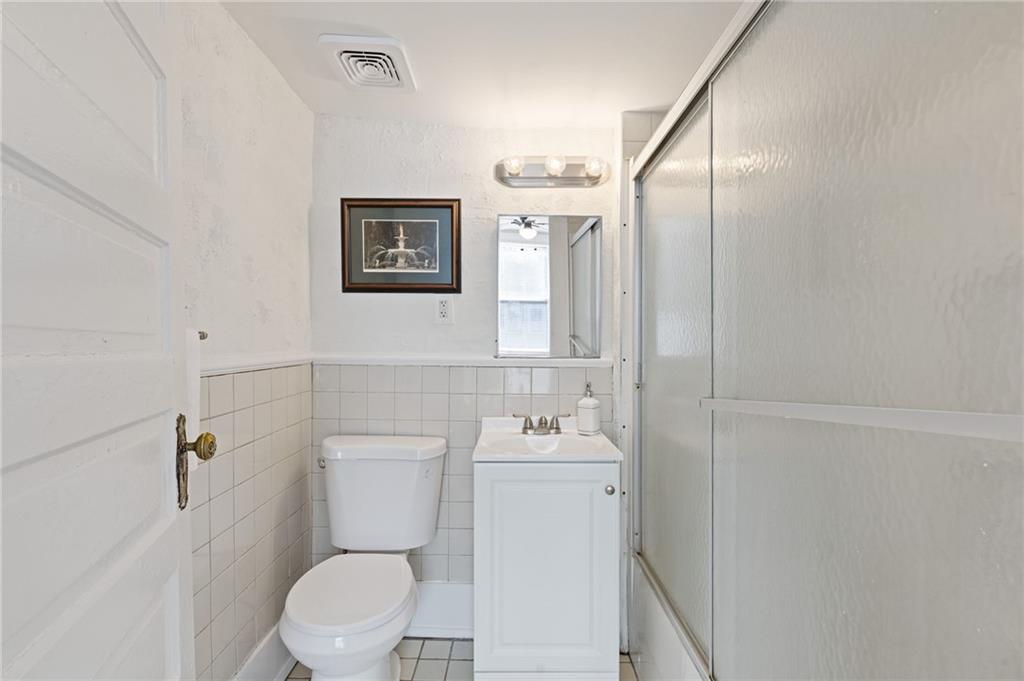 1392 Athens Avenue SW