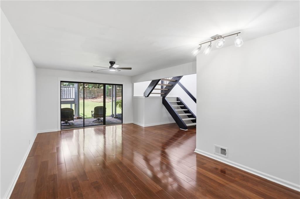 3313 Clubland Drive