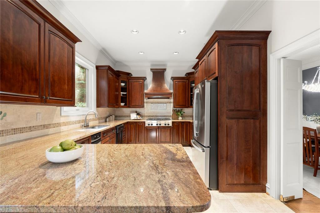 1236 Riversound Court