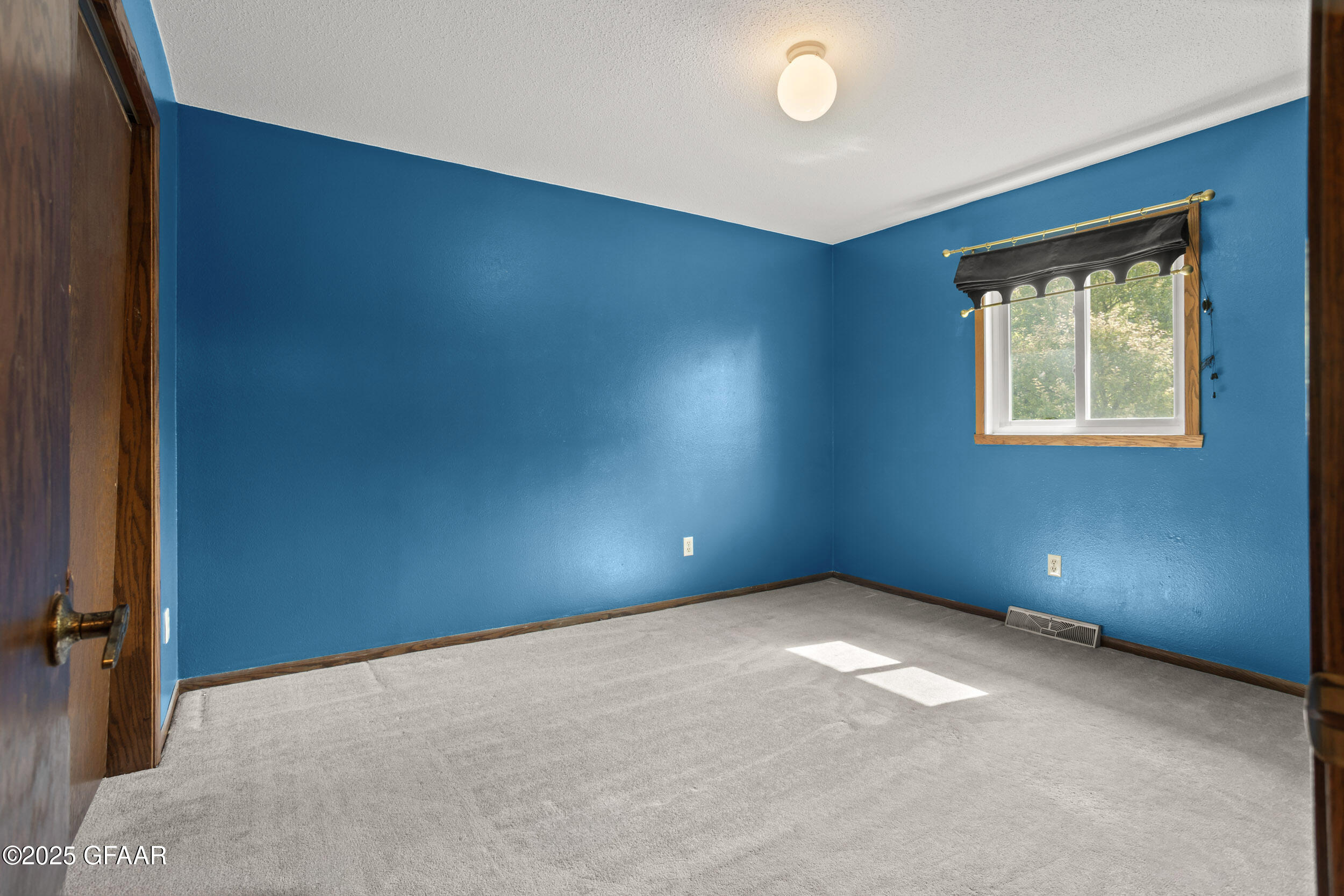603 LILY Lane