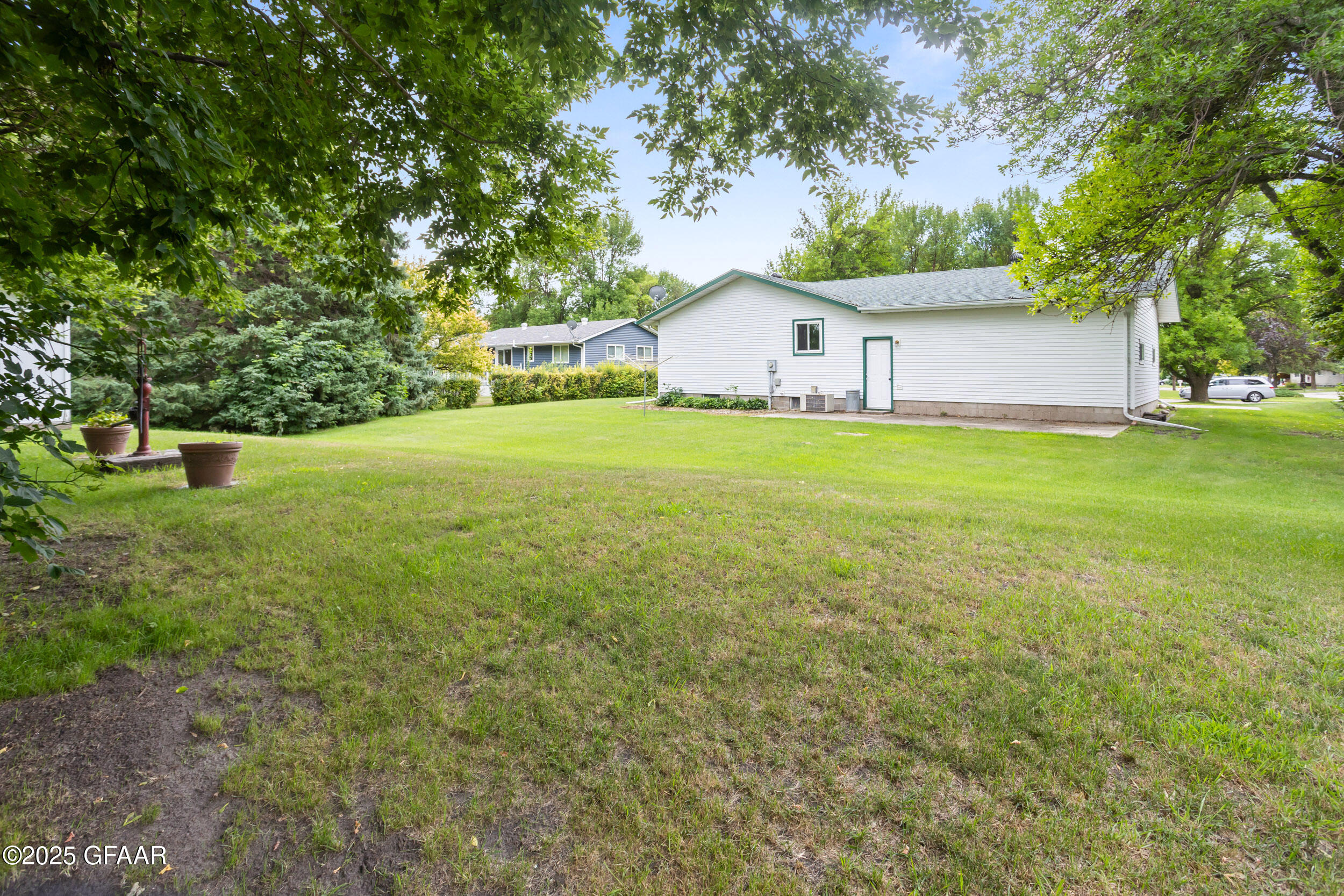 603 LILY Lane