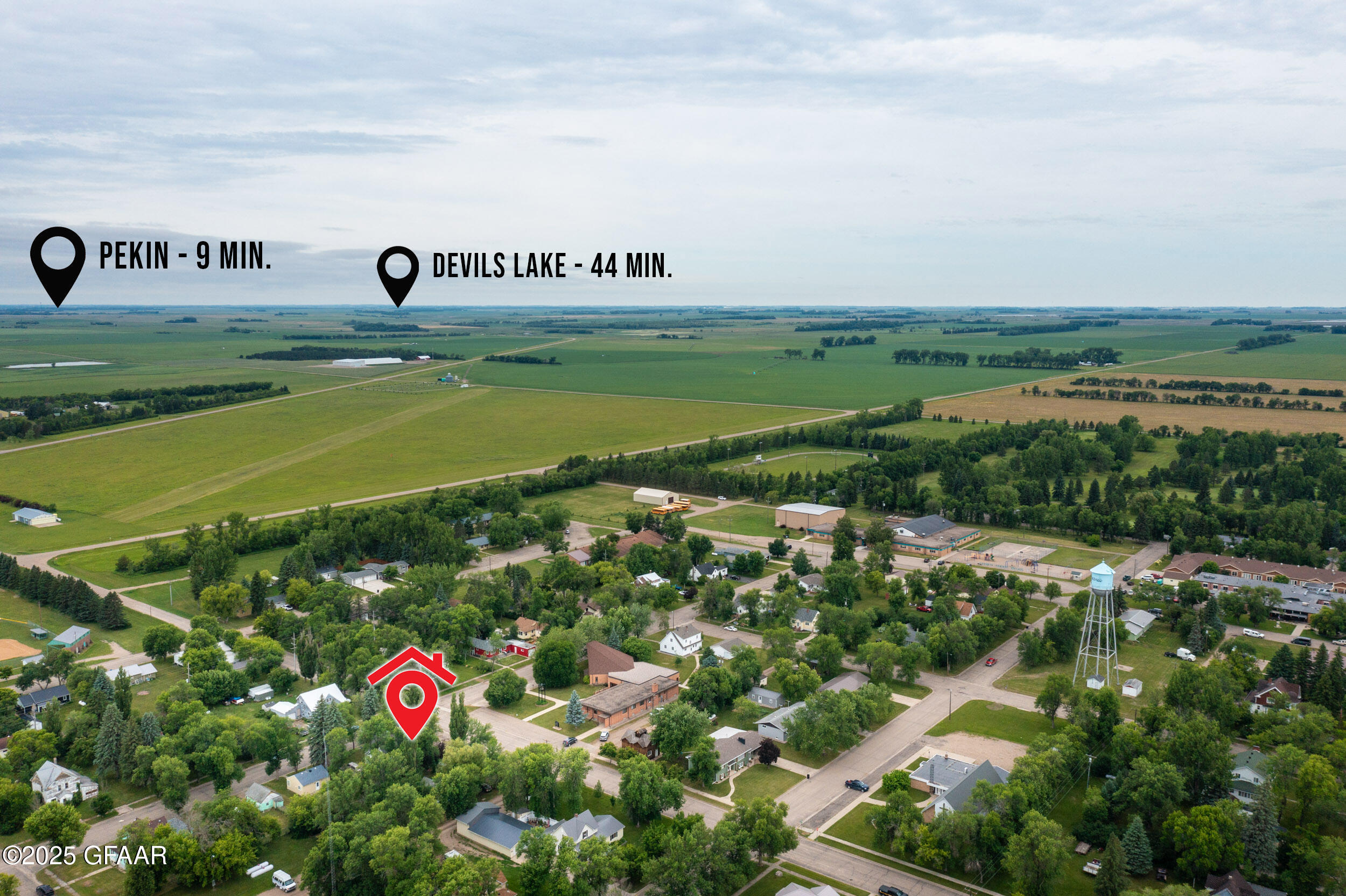 217 N BALDWIN Street, McVille