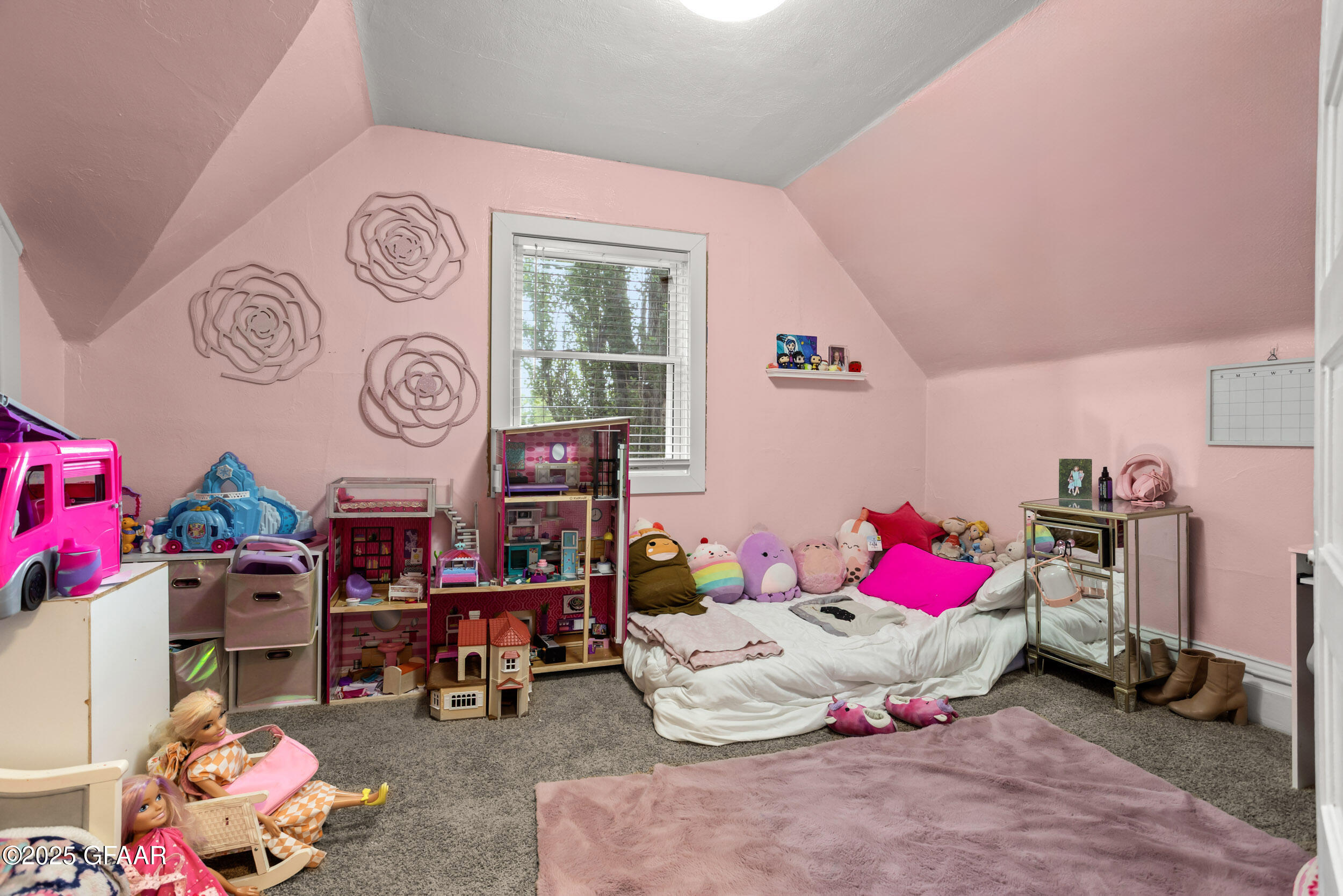 217 N BALDWIN Street, McVille