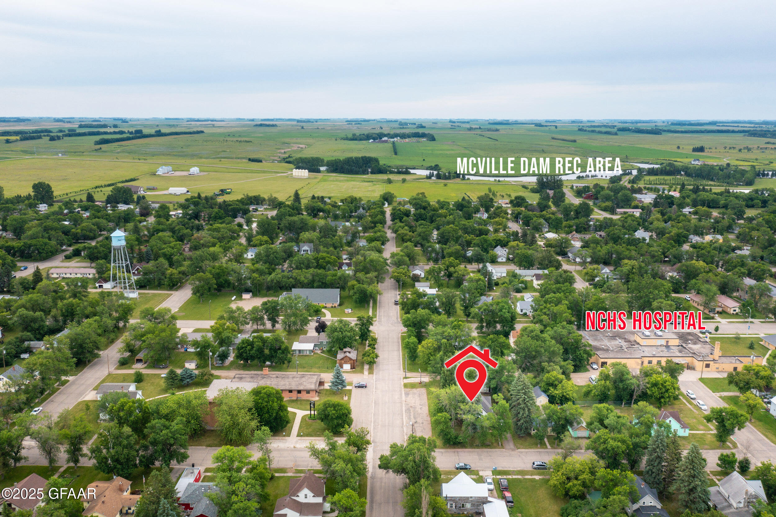 217 N BALDWIN Street, McVille