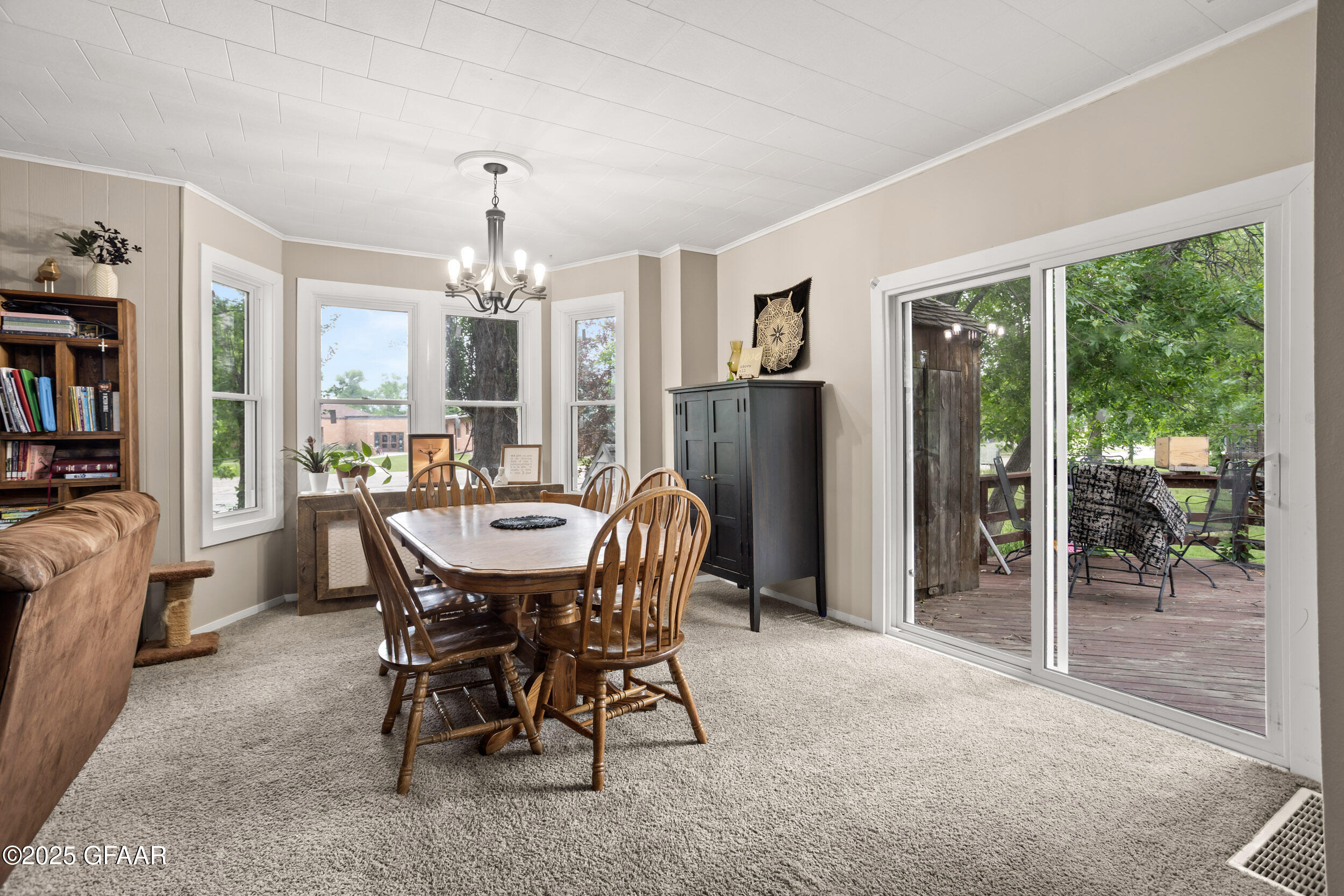 217 N BALDWIN Street, McVille