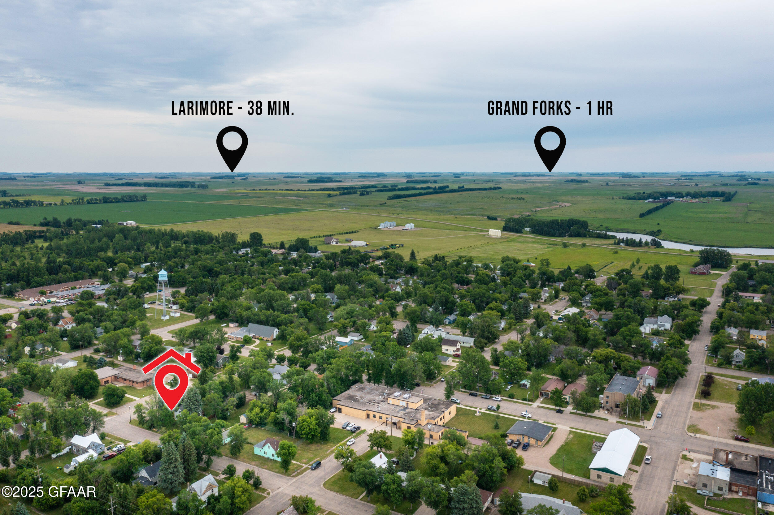 217 N BALDWIN Street, McVille