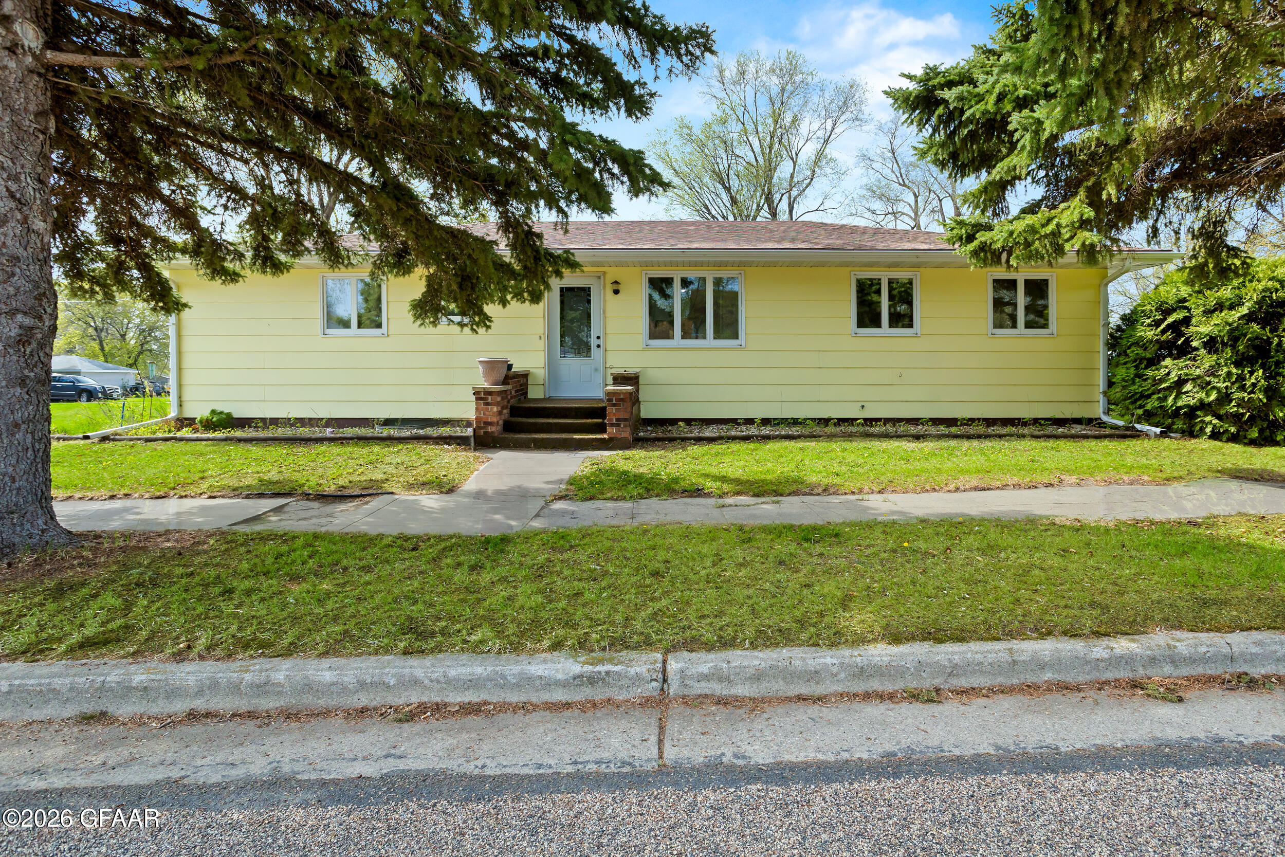 404 WADGE Avenue S