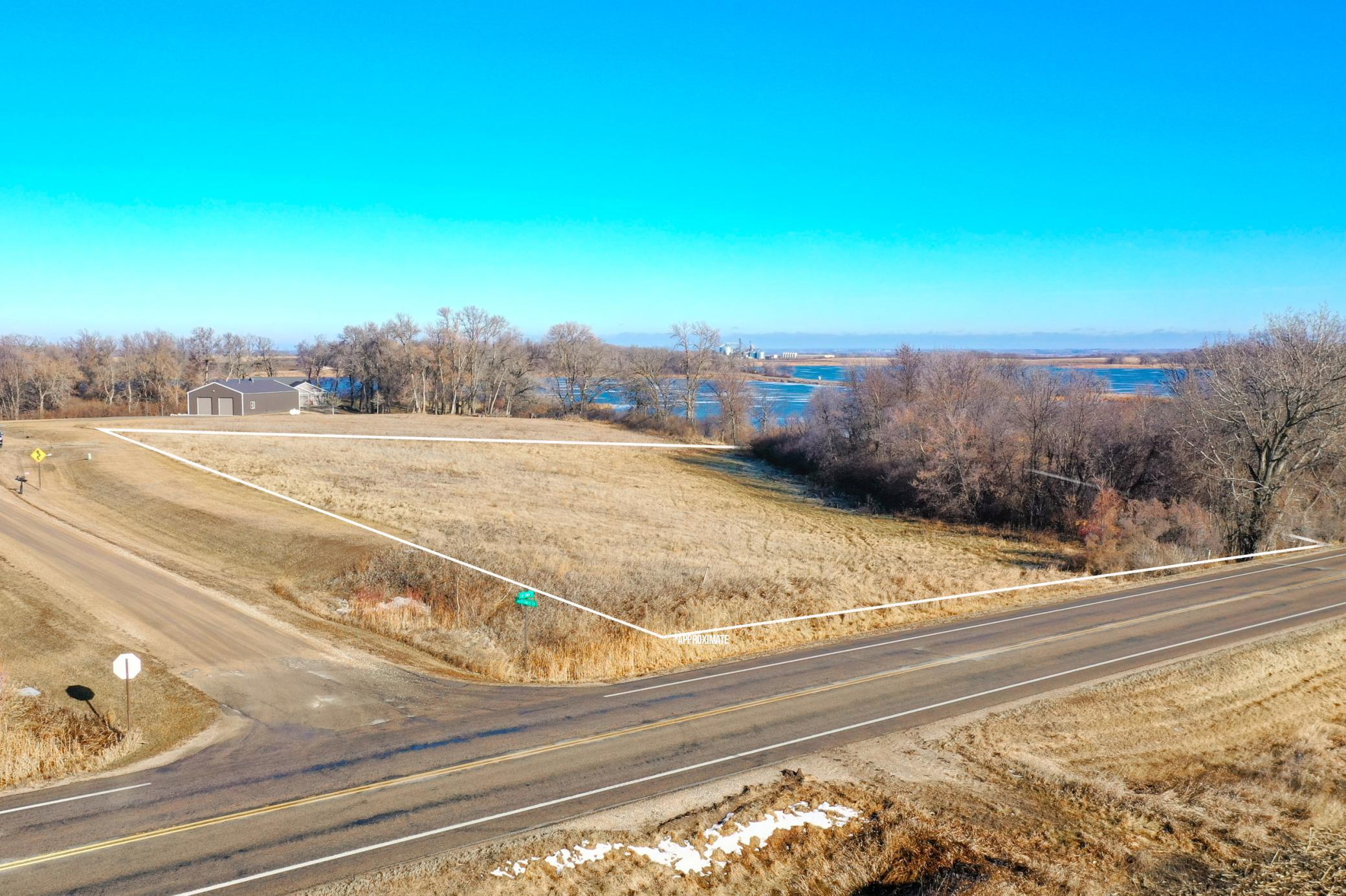 000 Southshores Circle