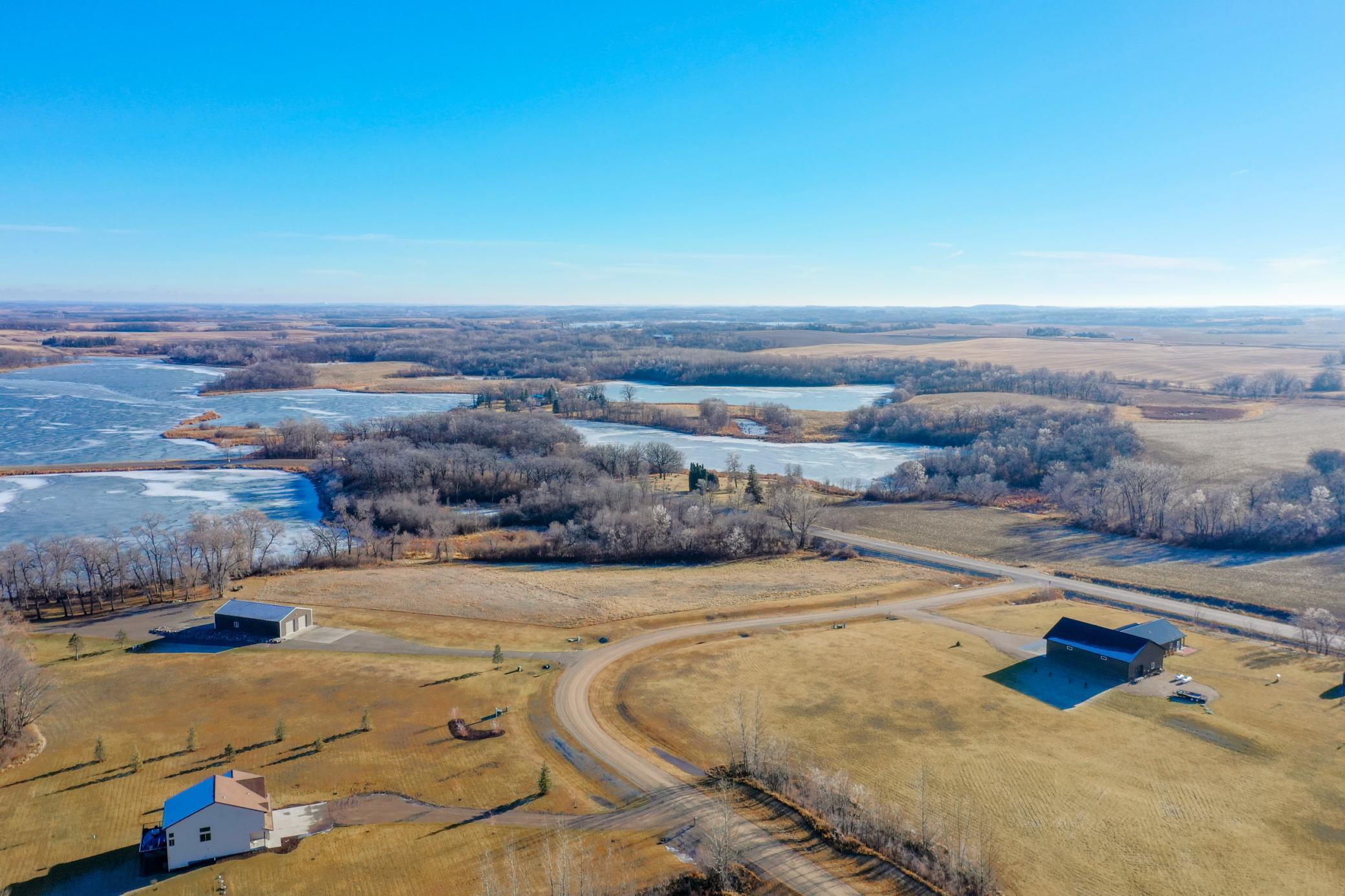 000 Southshores Circle