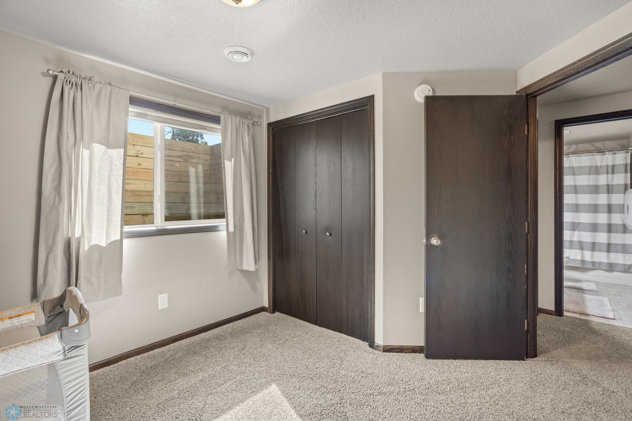 1557 Johnson Drive S