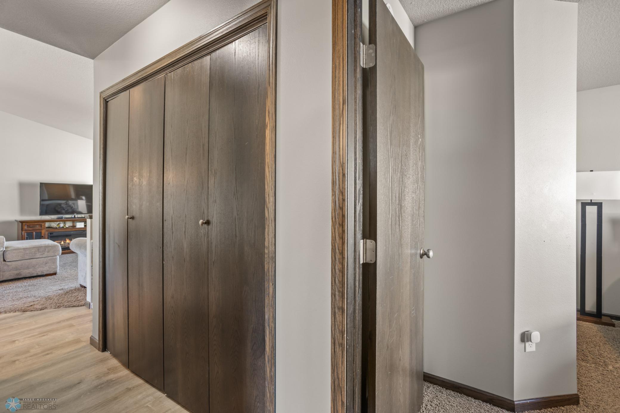 1557 Johnson Drive S