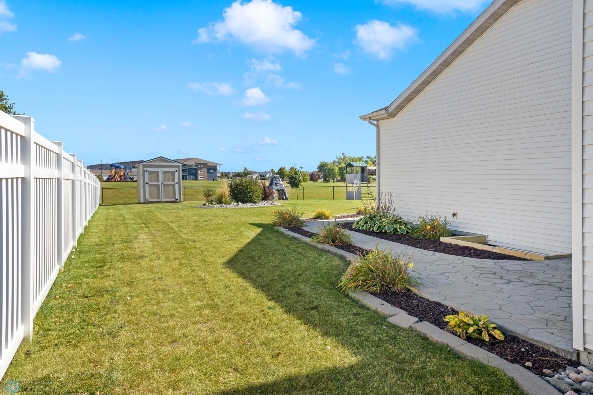 1557 Johnson Drive S