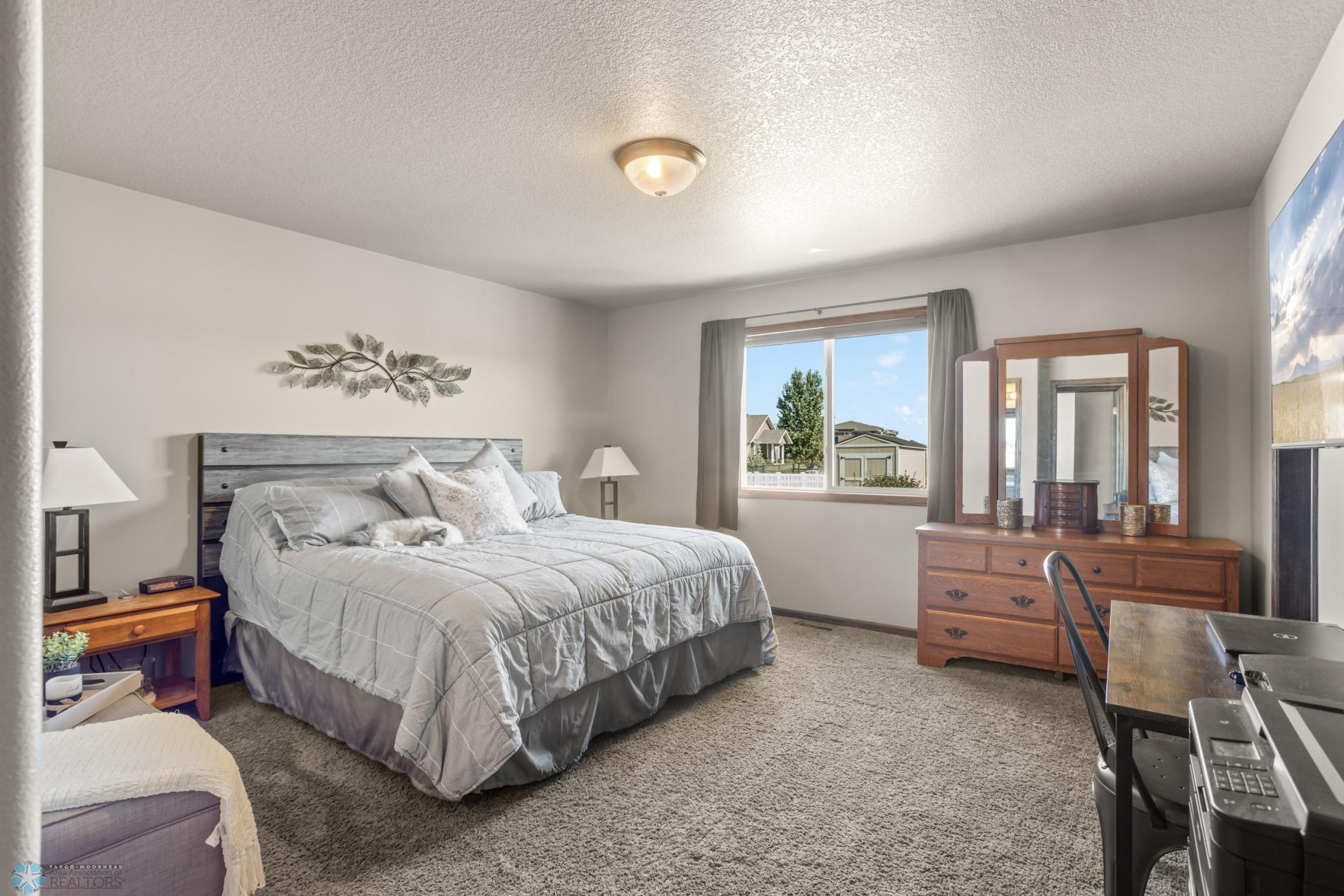 1557 Johnson Drive S