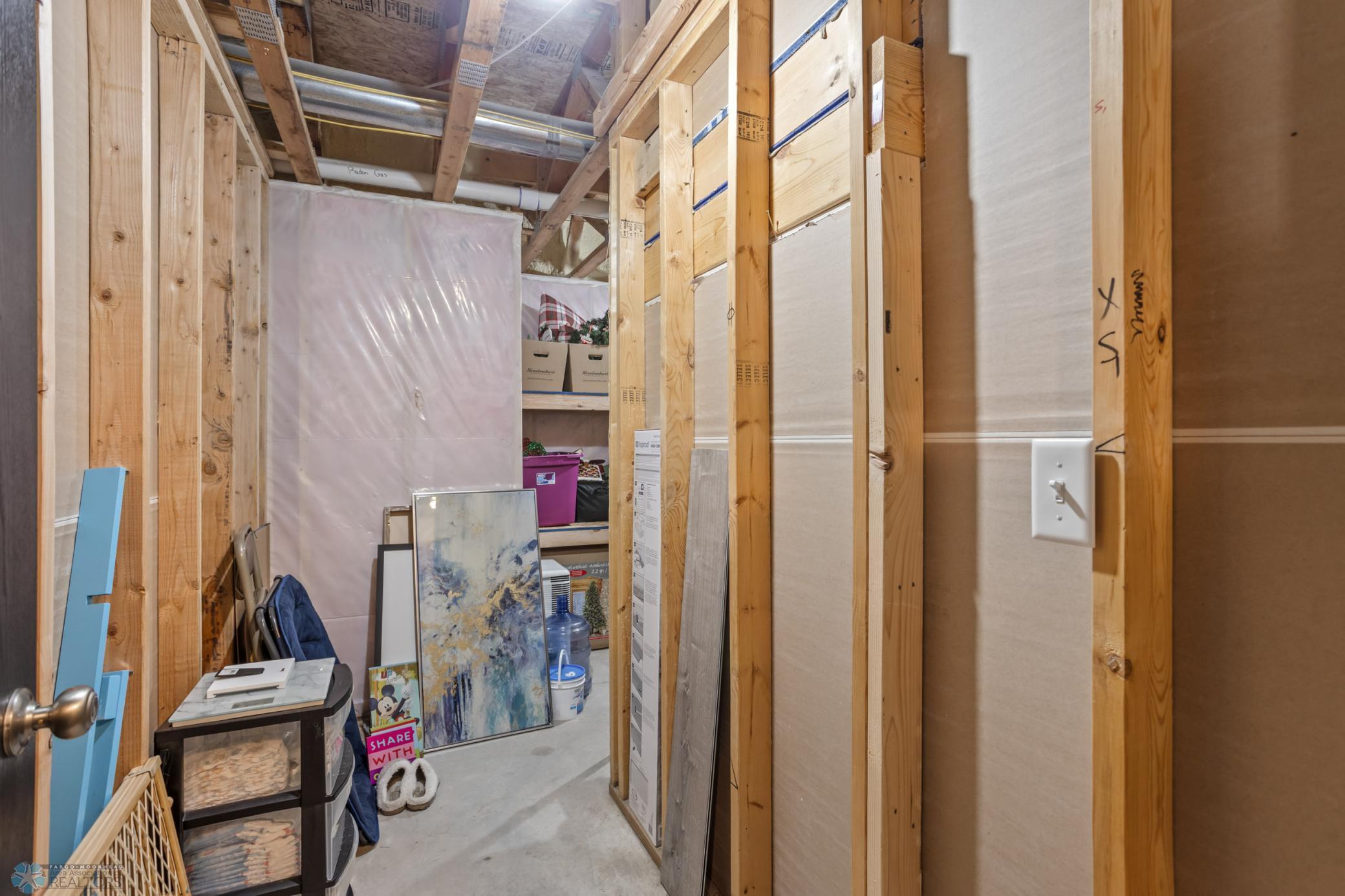 1557 Johnson Drive S