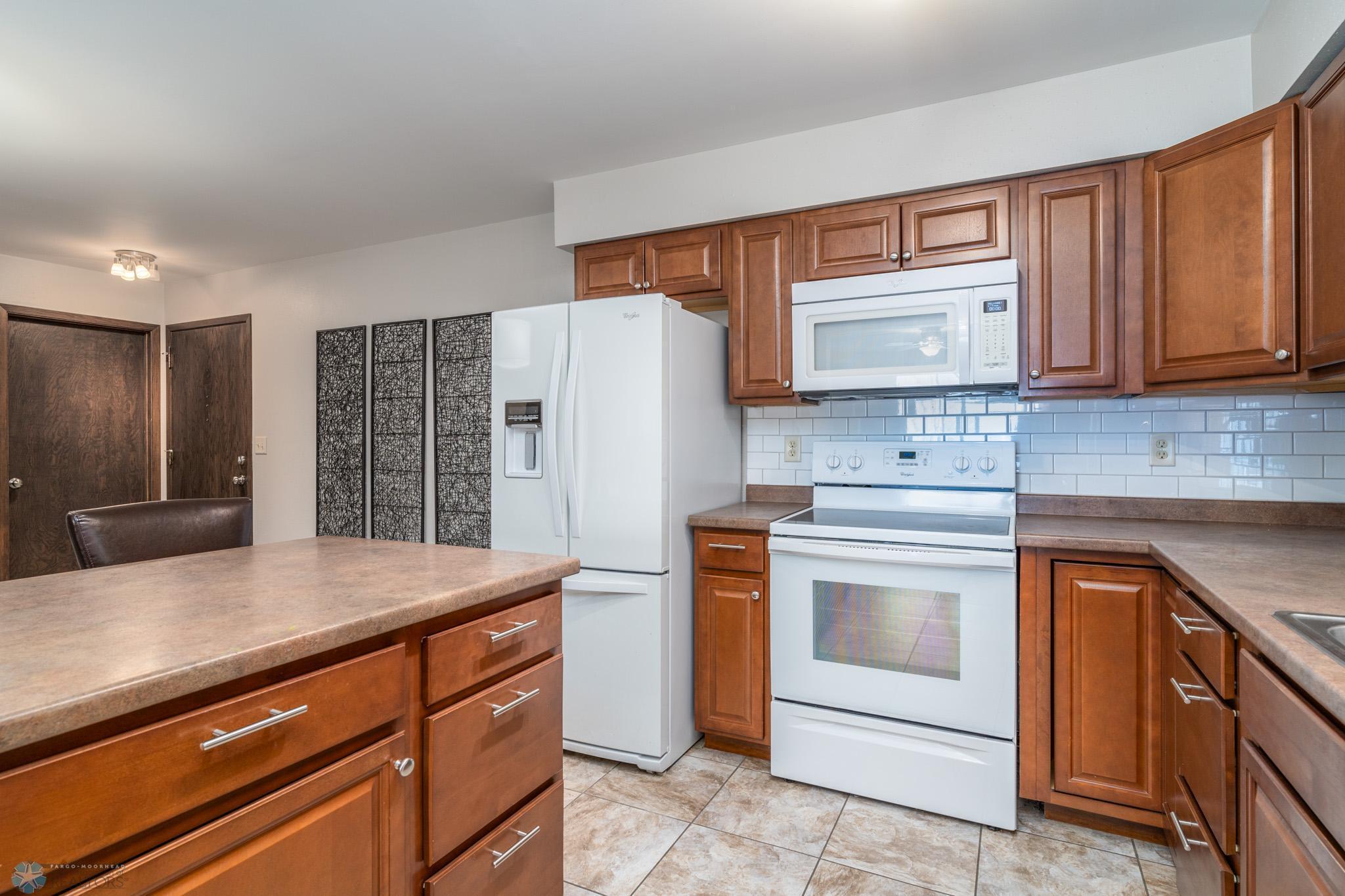815 Duke Drive Unit: 227