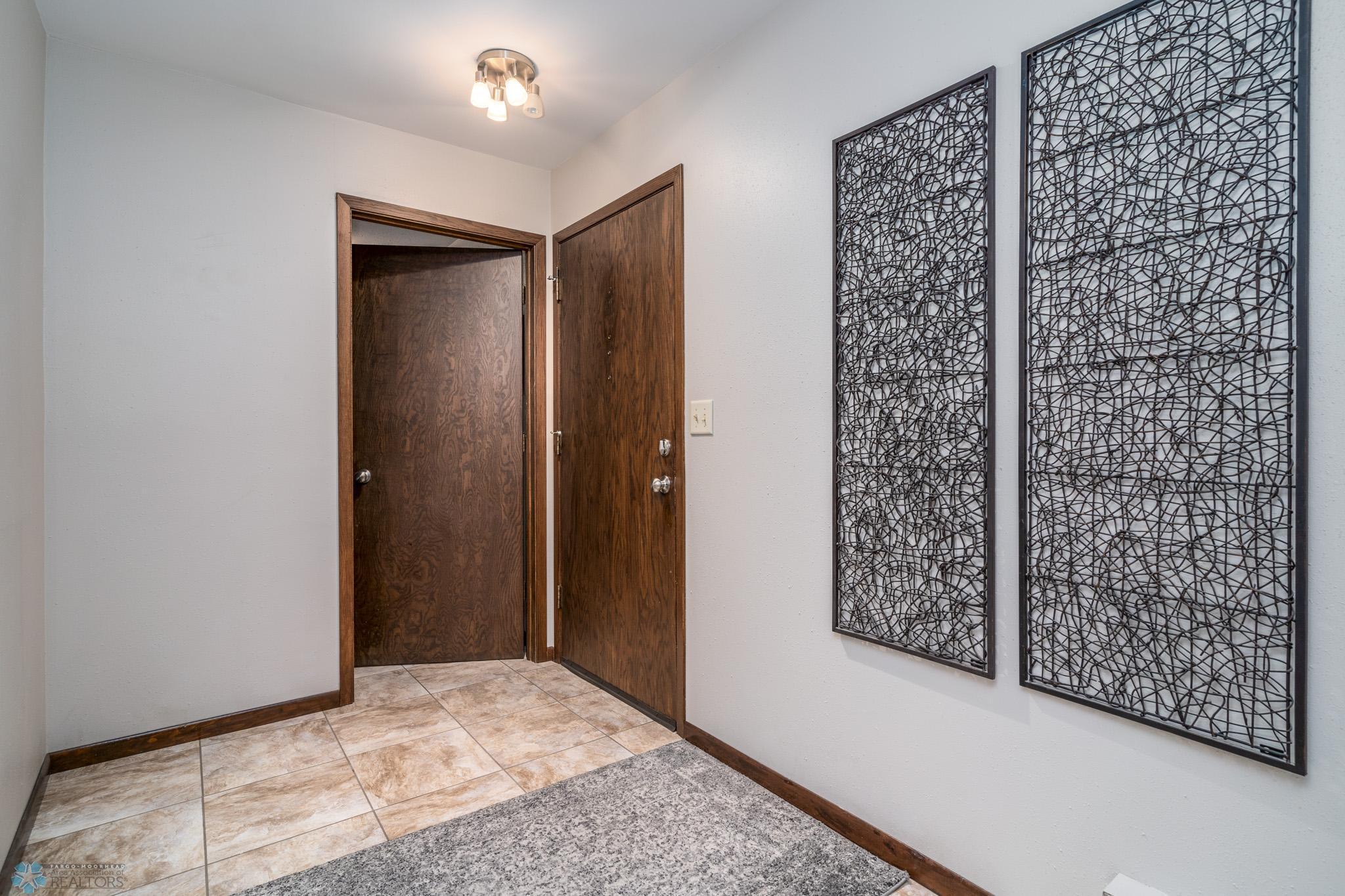 815 Duke Drive Unit: 227