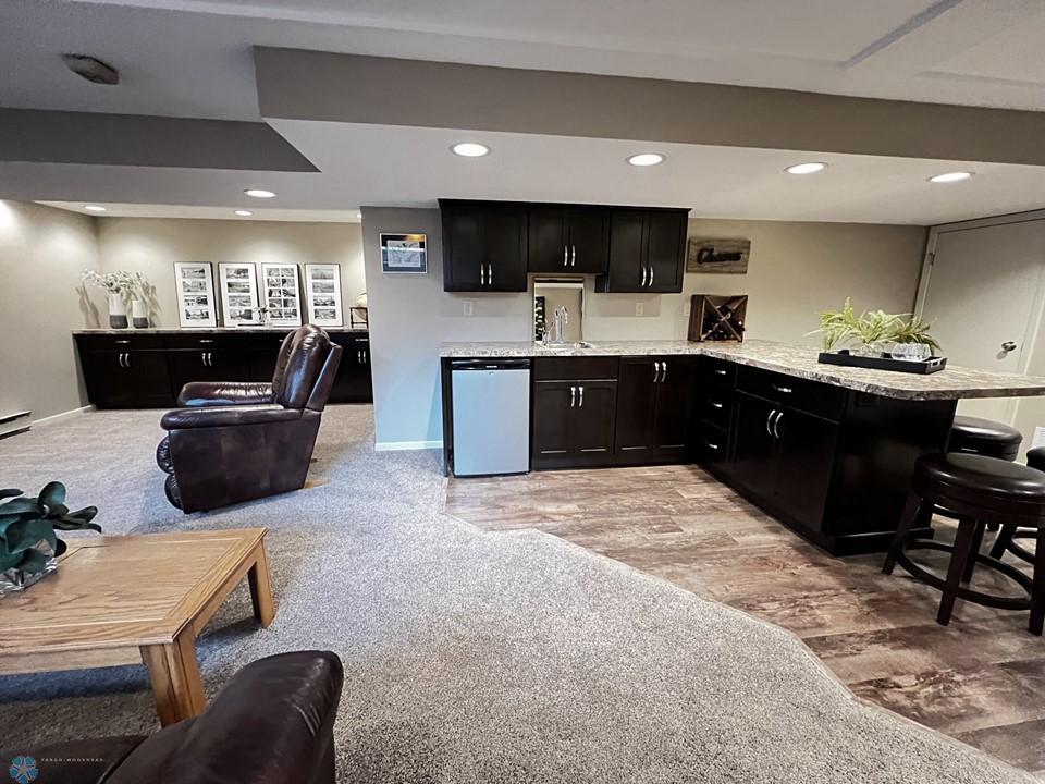 114 Prairiewood Drive S
