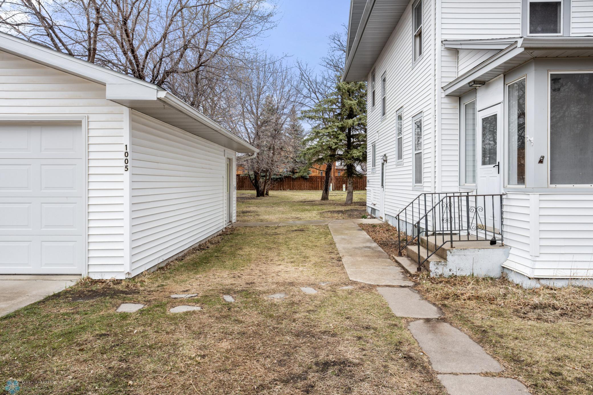 1005 Lenham Avenue SE