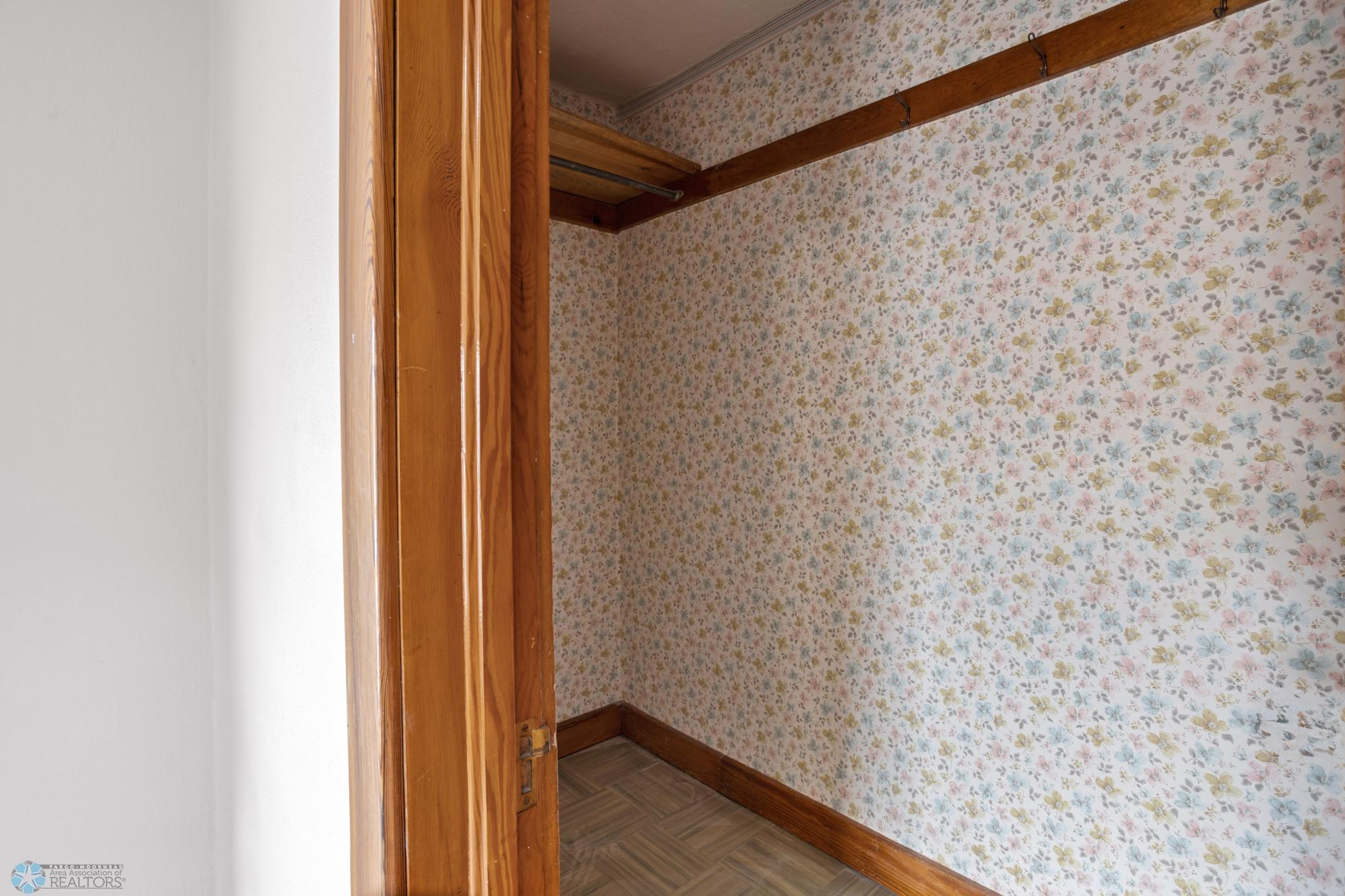 1005 Lenham Avenue SE