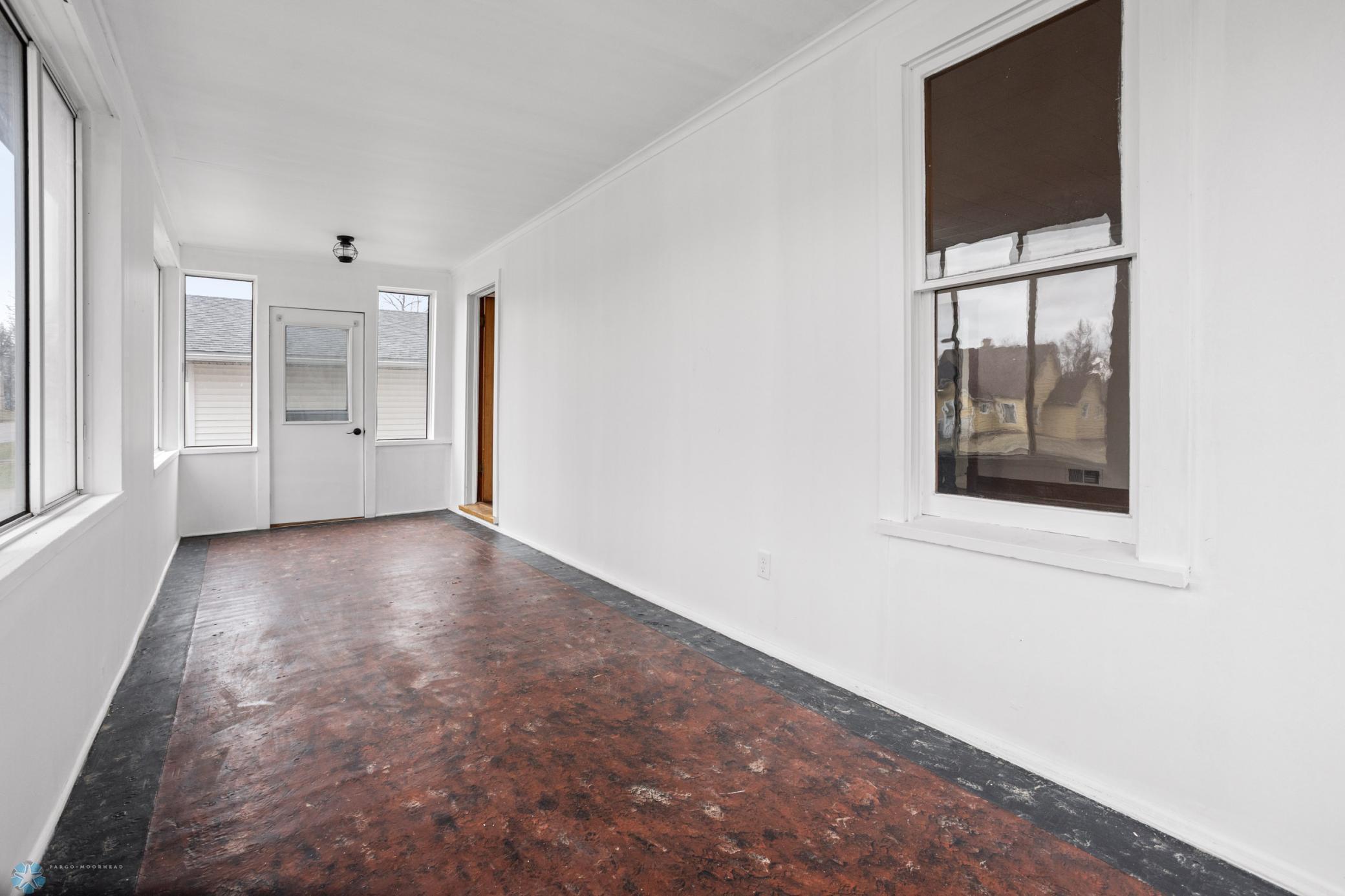 1005 Lenham Avenue SE