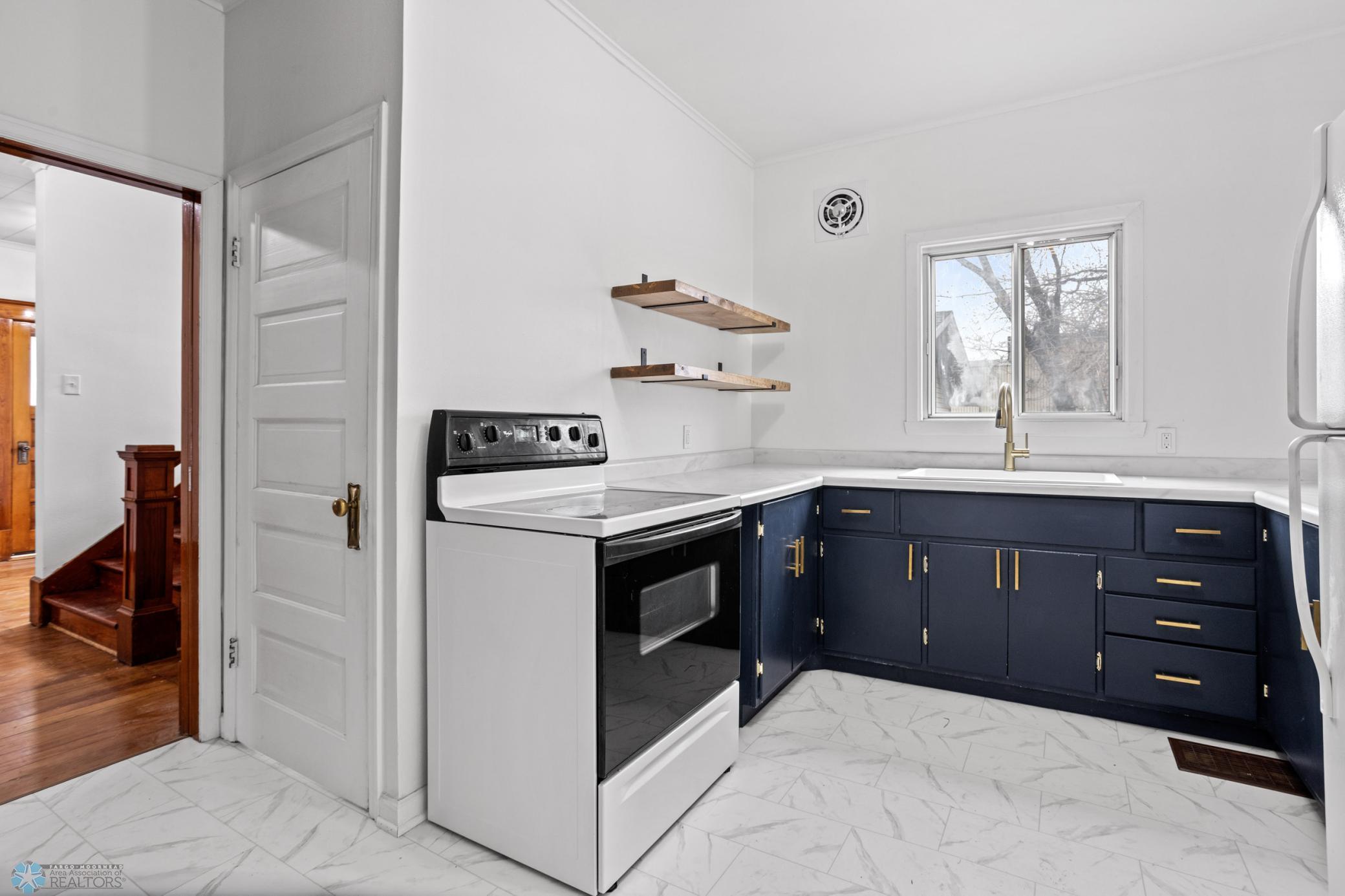 1005 Lenham Avenue SE