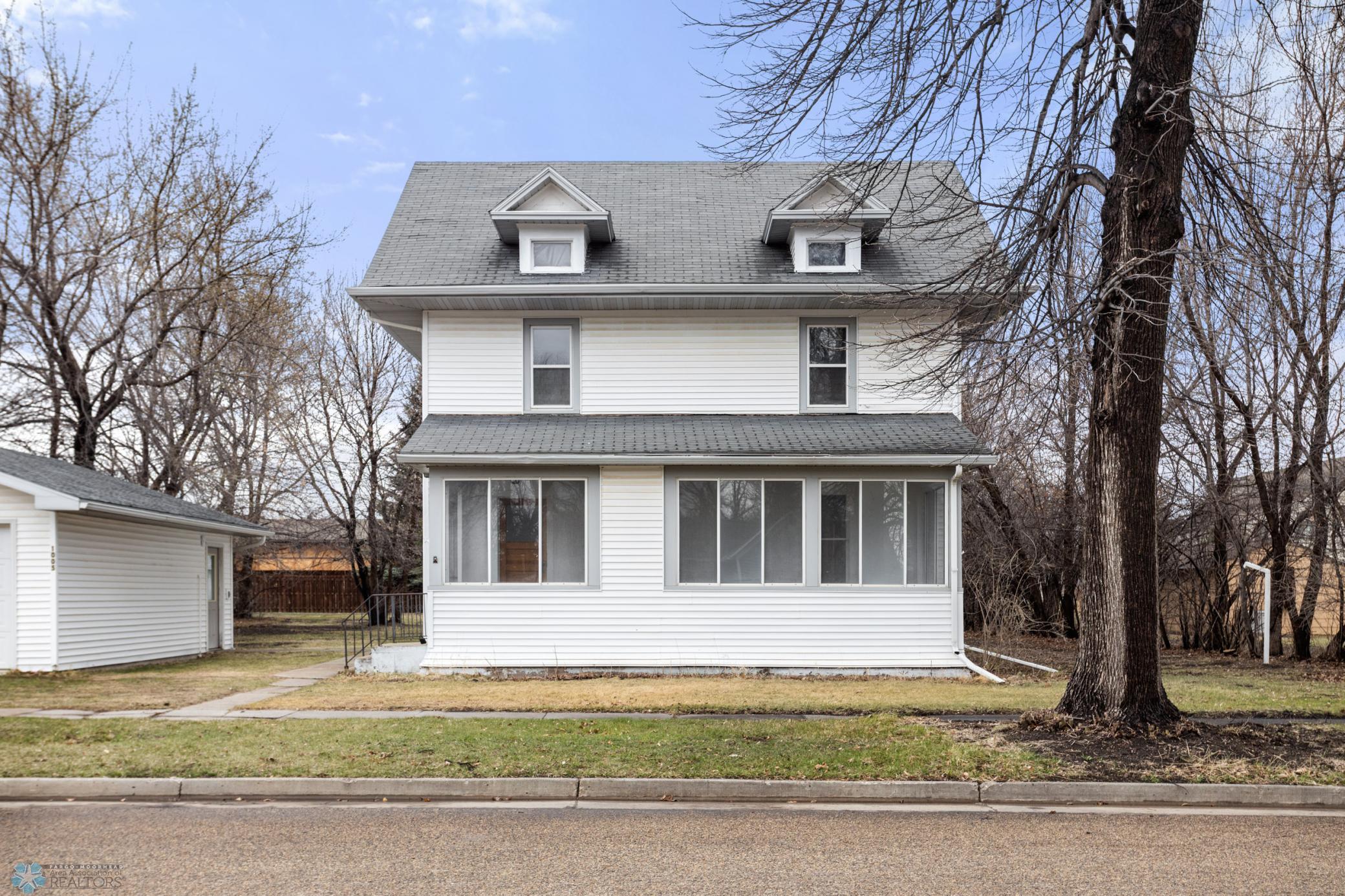 1005 Lenham Avenue SE