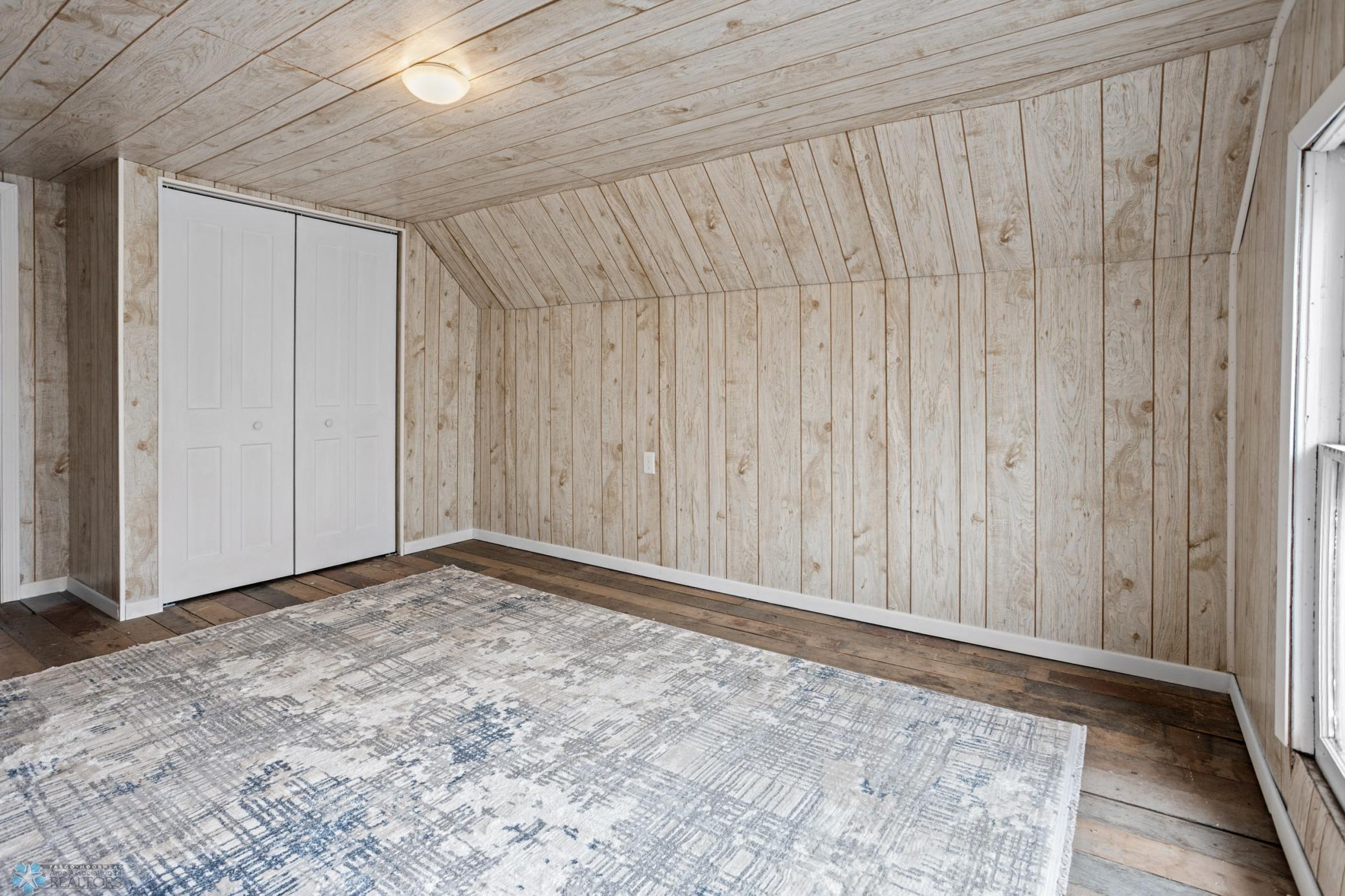 1005 Lenham Avenue SE