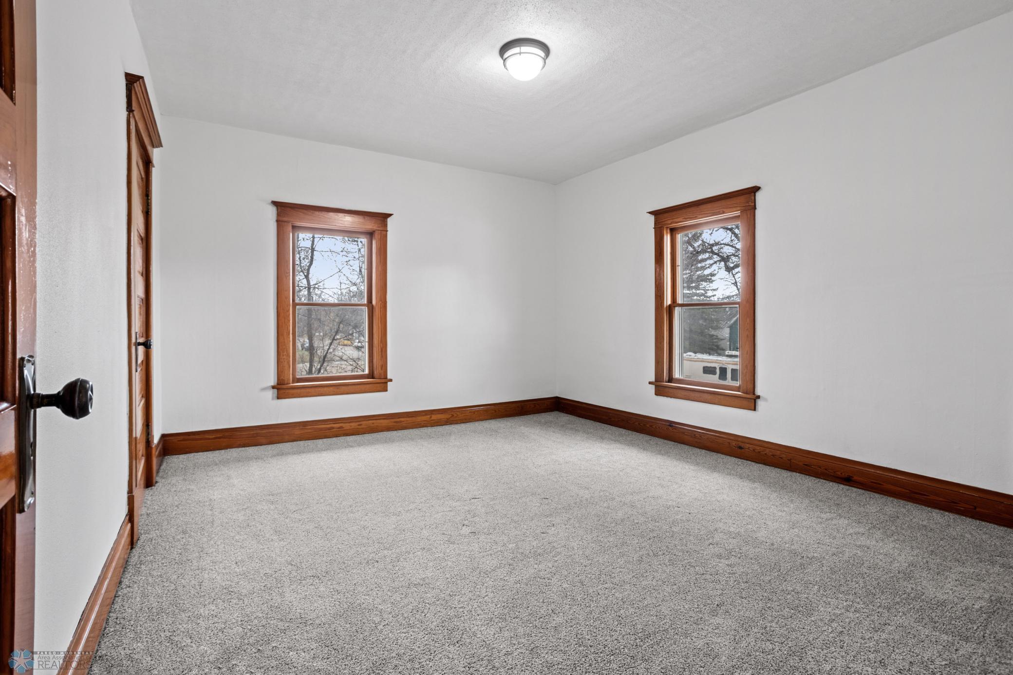 1005 Lenham Avenue SE