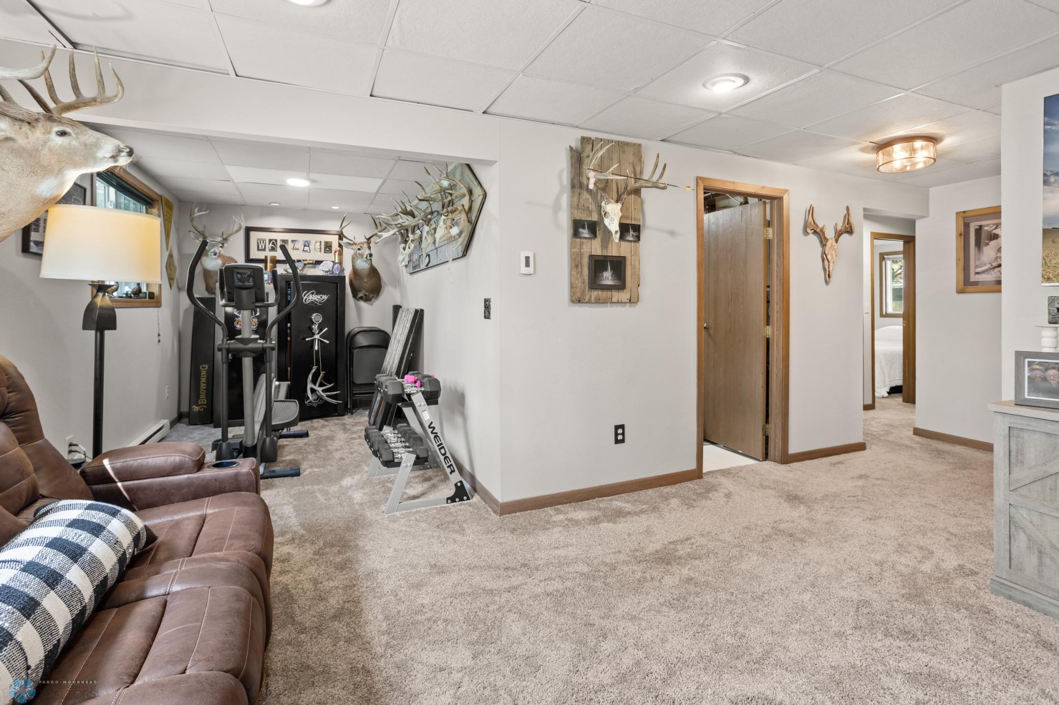 1808 25th Avenue S