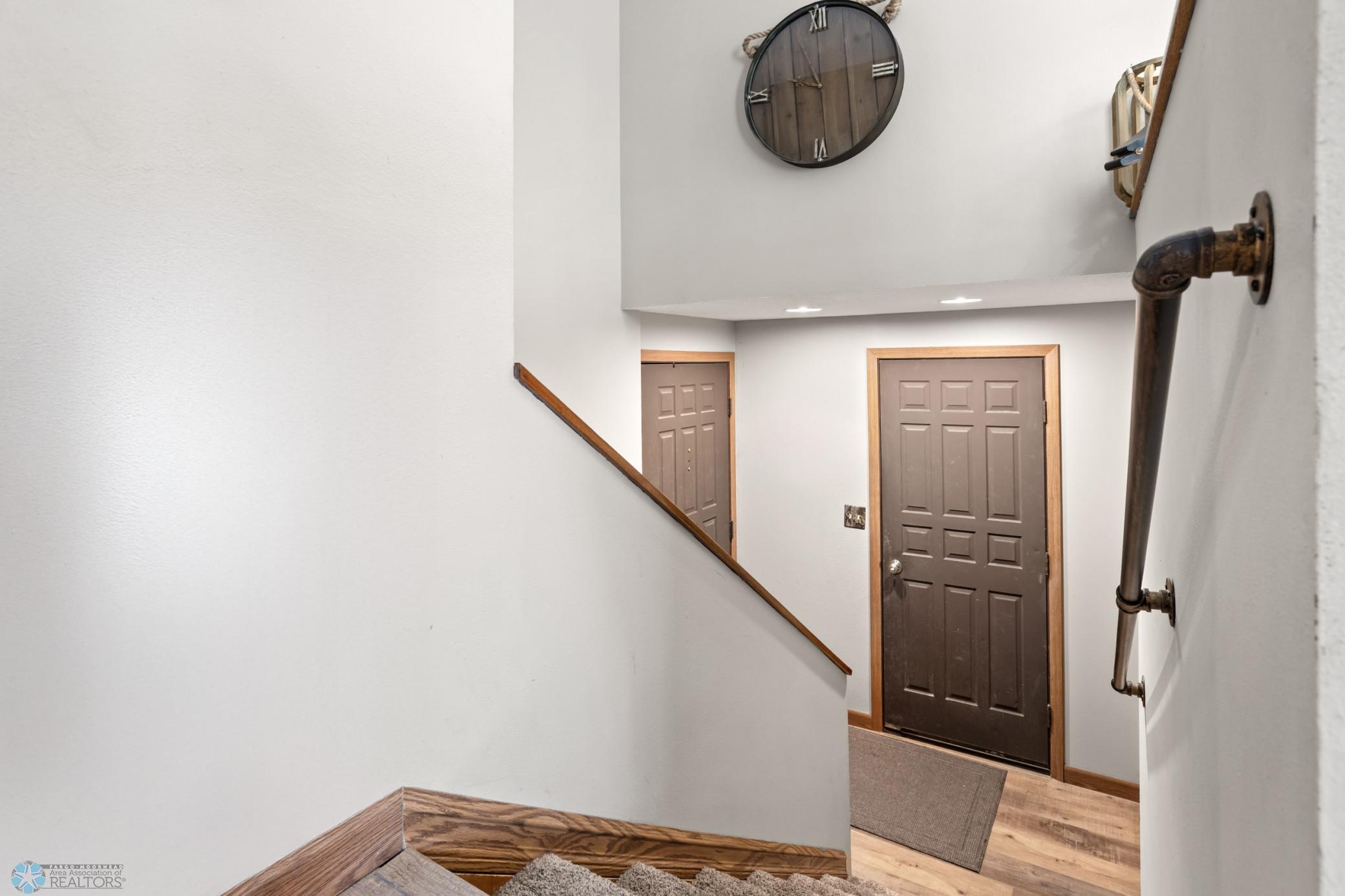 1808 25th Avenue S