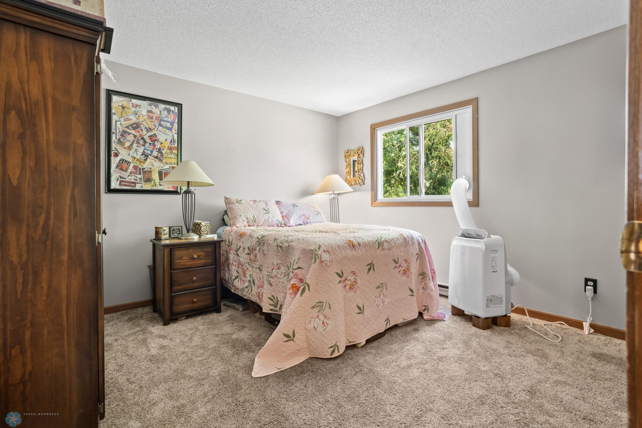 1808 25th Avenue S
